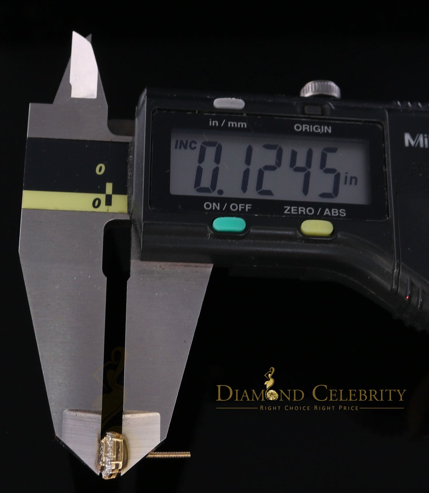 DiamondCelebritees10k Yellow Real Gold Square Stud Earrings with 0.15CT Real Diamonds