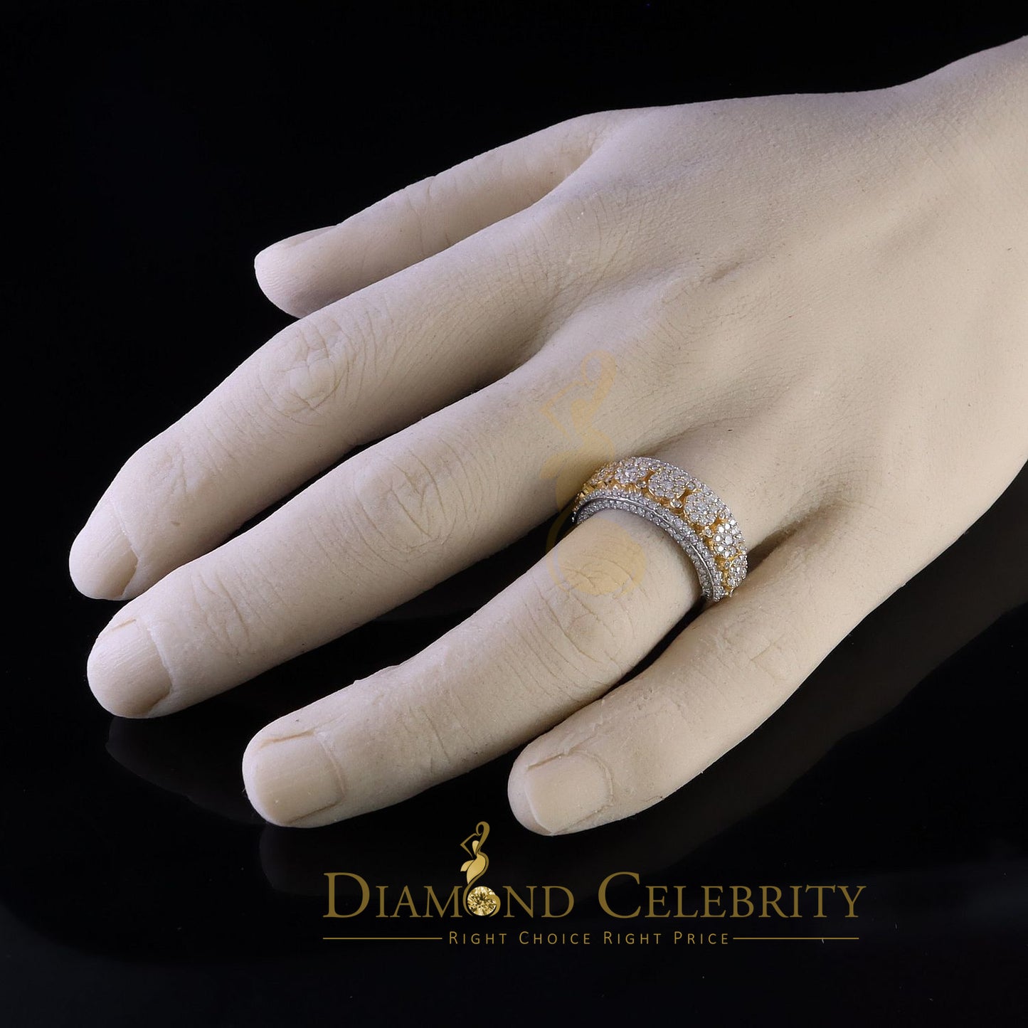 DiamondCelebritees 2.50ct Silver VVS'D Yellow Round Shape 925 moissanite Band Ring size 8 For Men's