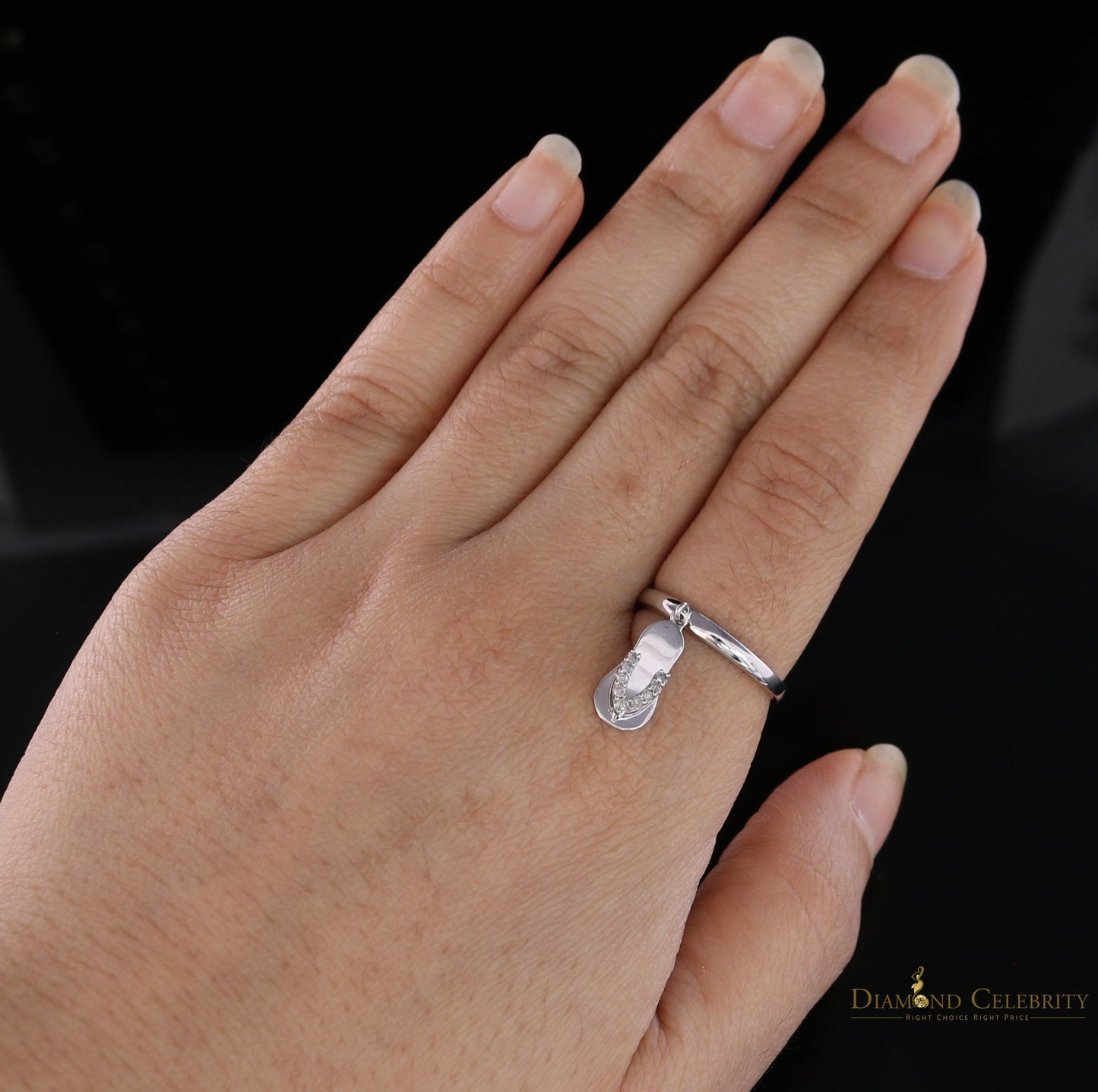 DiamondCelebritees Real 10kt White Gold with 0.08CT Real Diamond Slipper Style Style Ring size 7