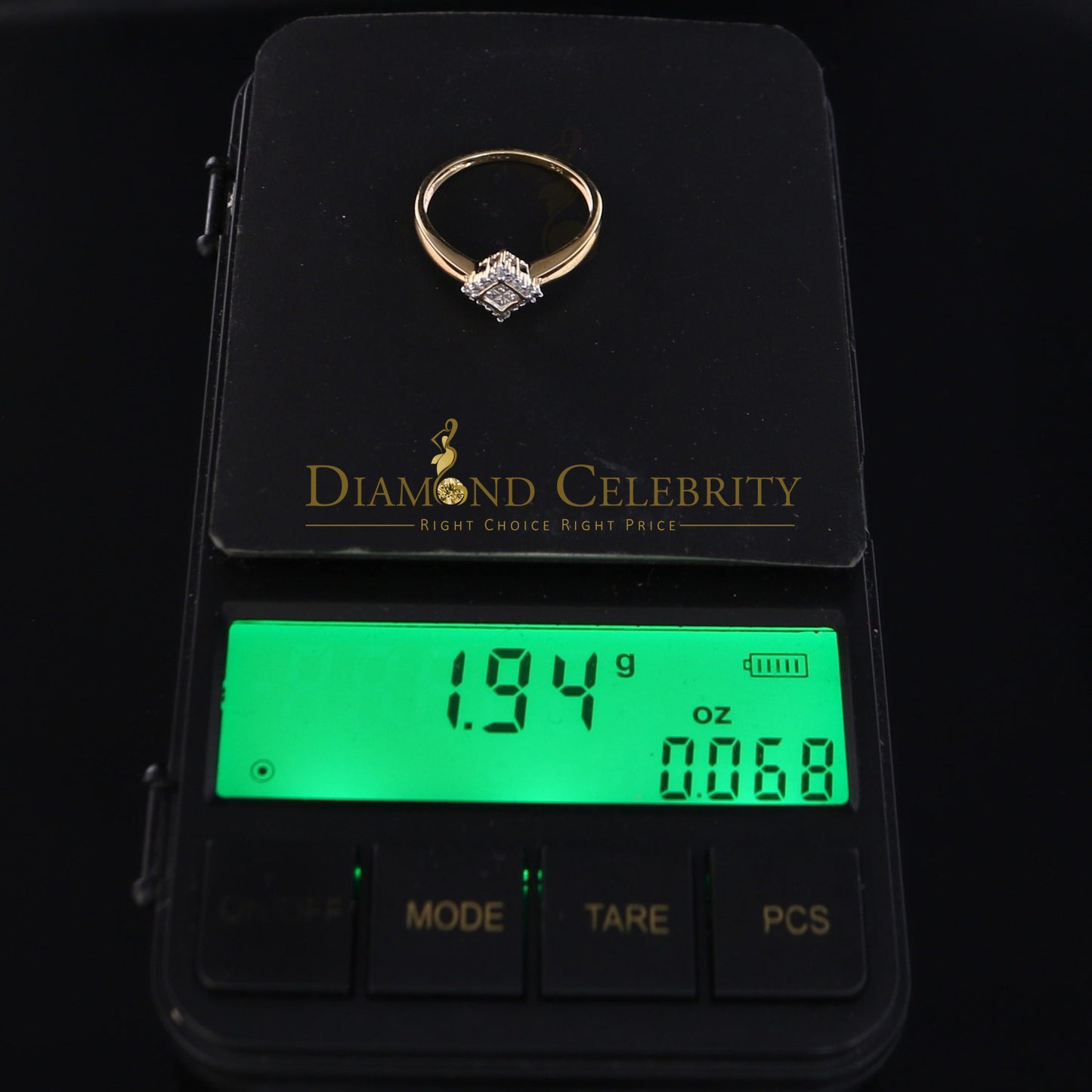 DiamondCelebritees Real 14kt Yellow Gold with 0.12CT Real Diamond Ring Square Shape Womens Size 7