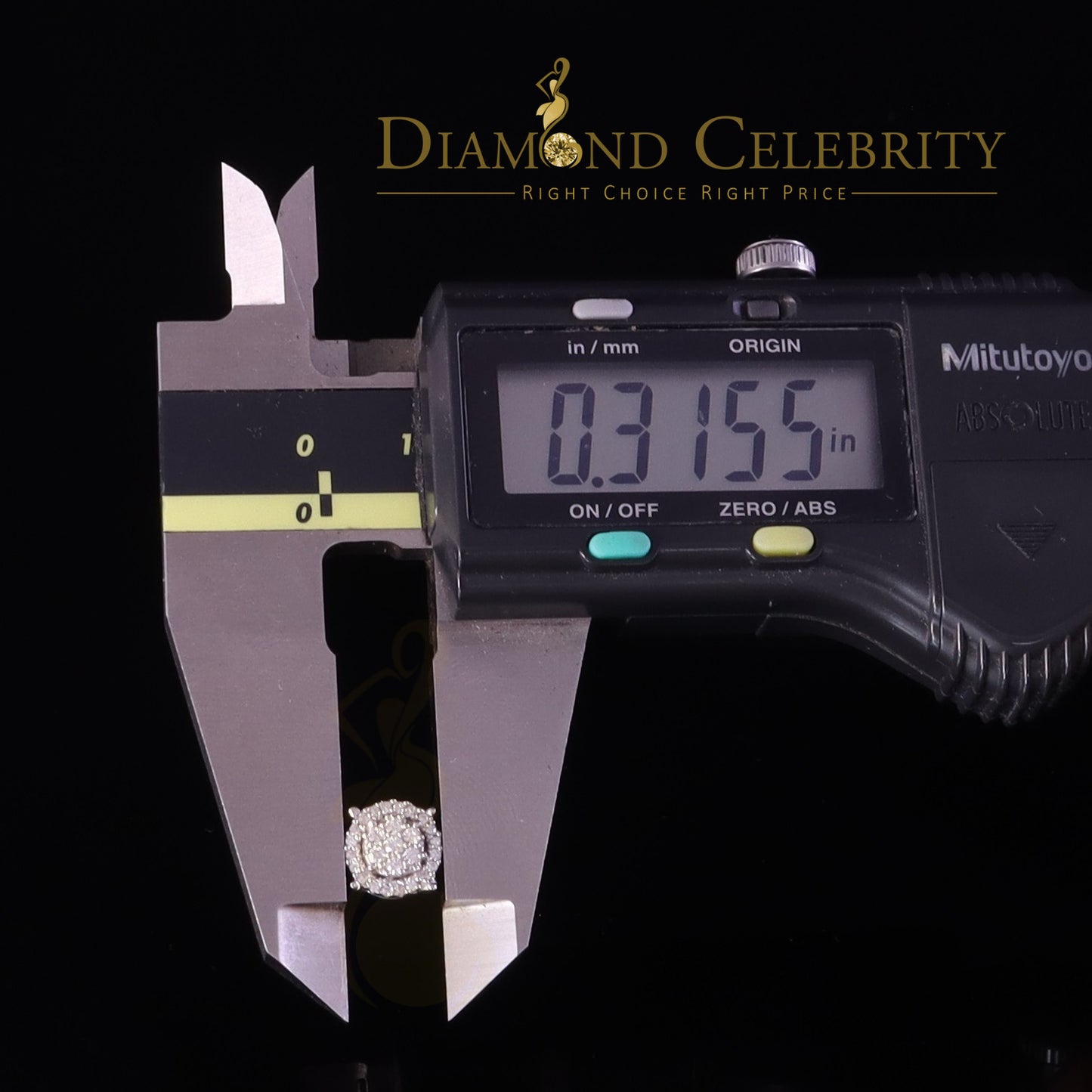 Diamondcelebritees 925 Silver White 0.40ct VVS 'D' Moissanite Round Men's / Womens Stud Earrings