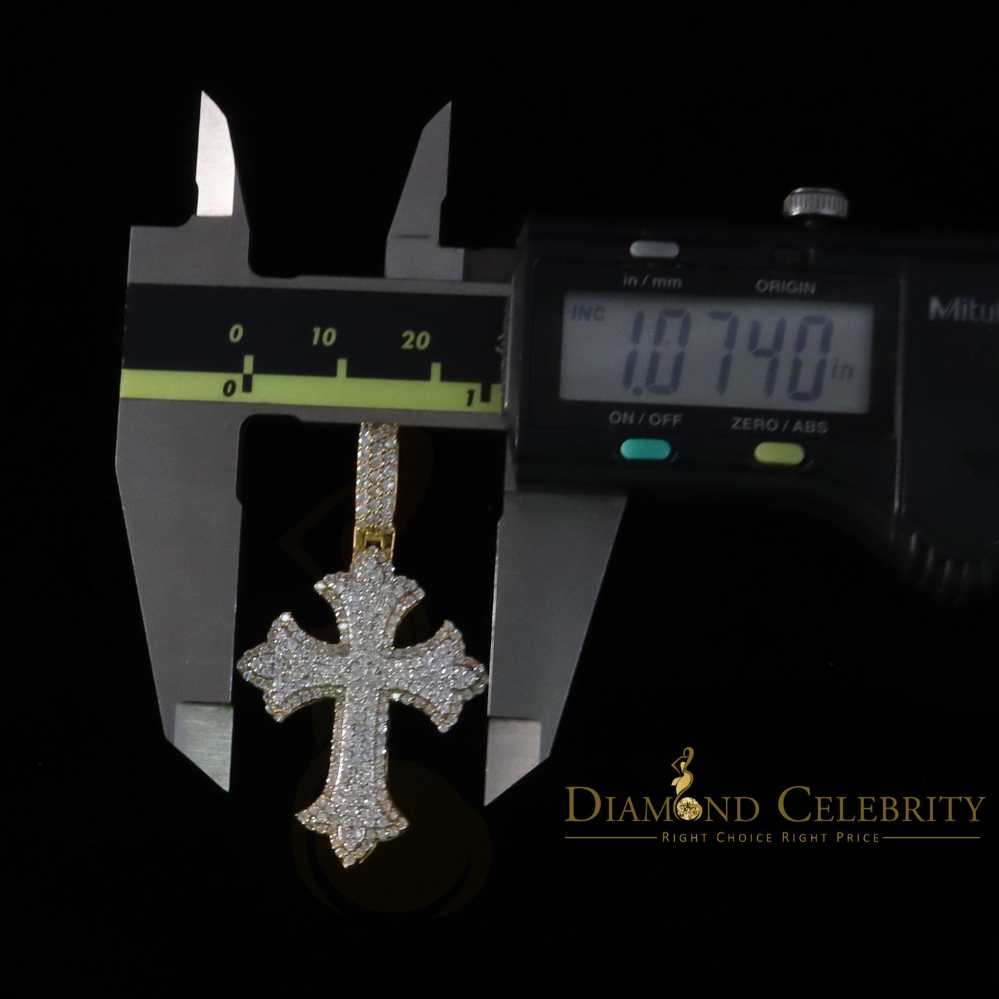 Diamondcelebritees Cross Patonce Pendant for Mens/Womens 925 Yellow Silver 2.00ct VVS D Moissanite