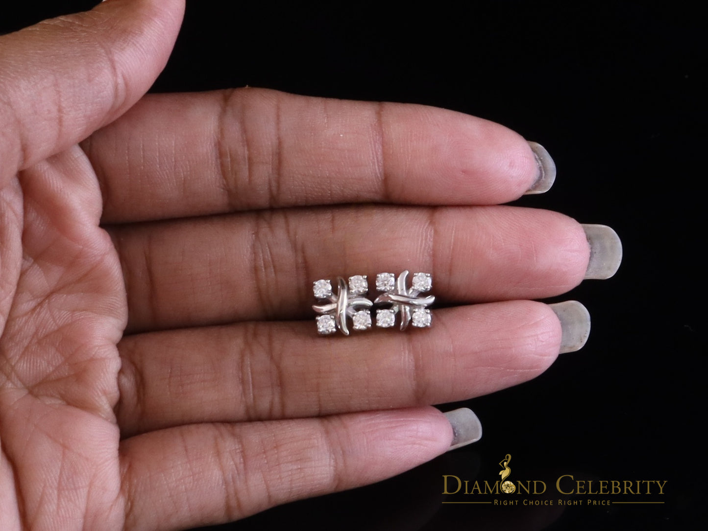 Diamondcelebritees 925 White Silver 0.50ct VVS 'D' Moissanite XOXO Stud Earring Men's/Womens