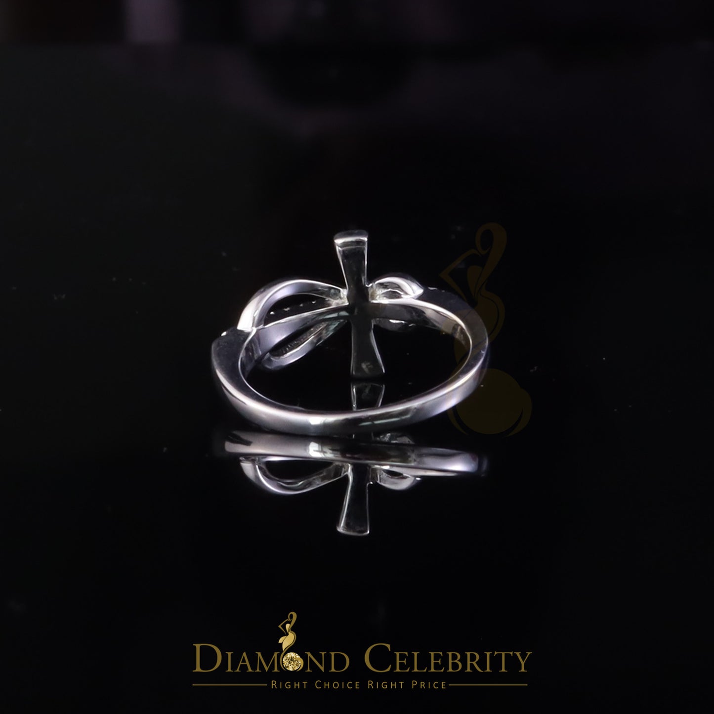 DiamondCelebritees 925 Sterling White Silver 0.20ct Cubic Zirconia Cross Shape Womens Ring Size 7