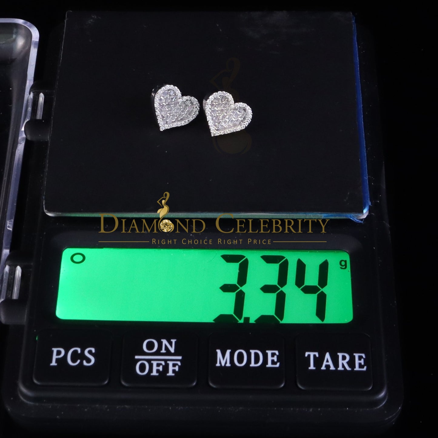 Diamondcelebritees 925 White Silver 1.00ct VVS 'D' Moissanite Heart Stud Earring Men's/Womens