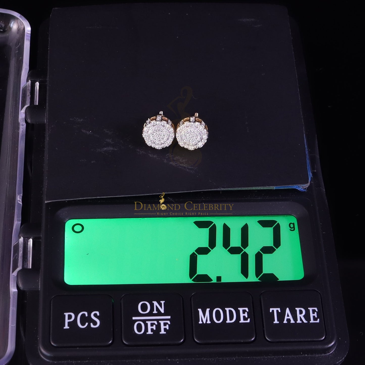 DiamondCelebritees 925 Silver Yellow 0.50ct VVS 'D' Moissanite Men's/Womens Round Stud Earrings
