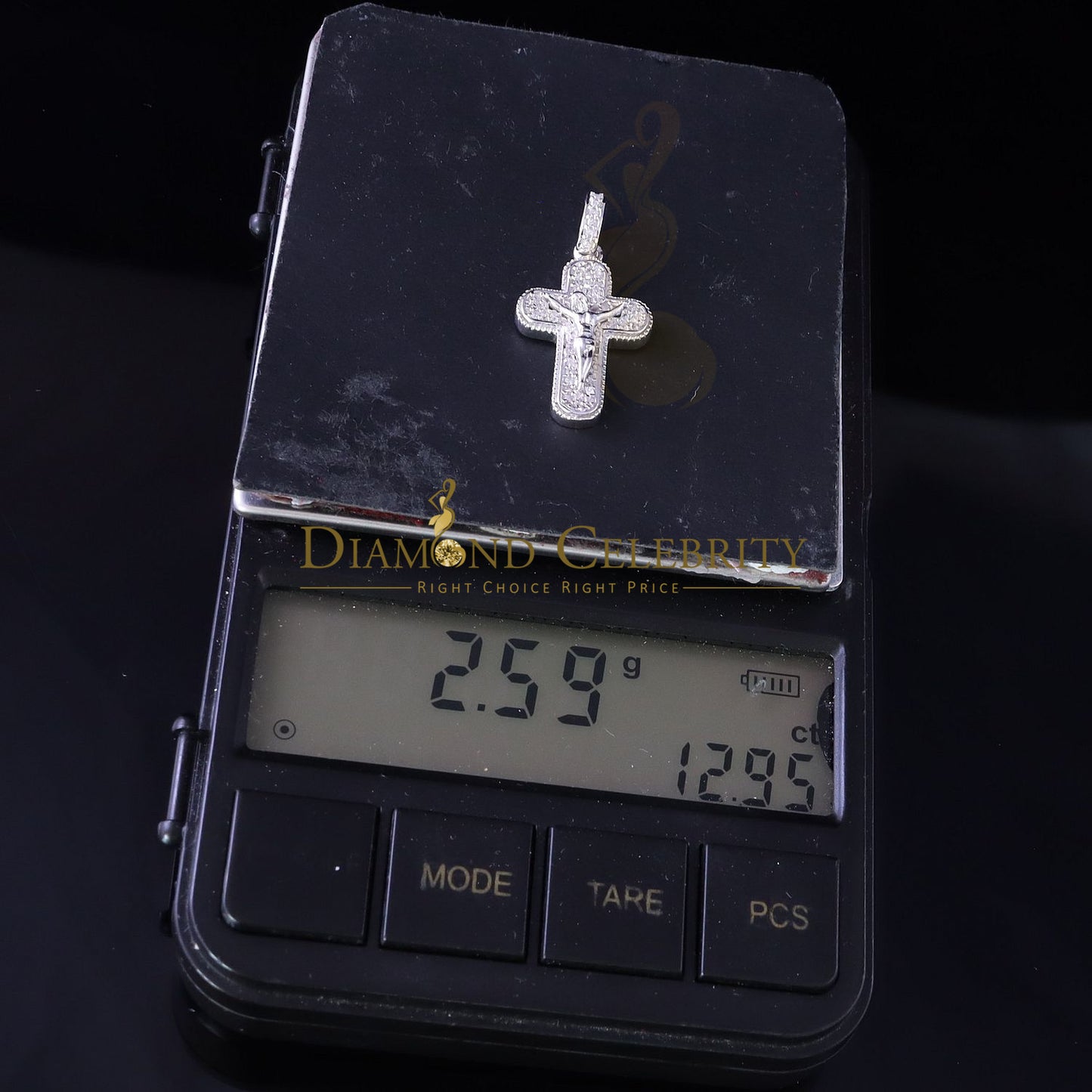 DiamondCelebritees Real 0.25ct Diamond Sterling Silver White Cross Pendant