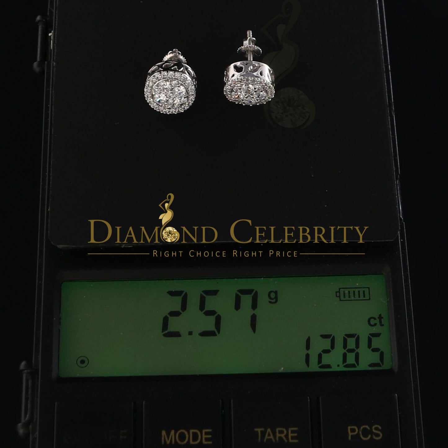 Diamondcelebritees 0.50ct VVS 'D' Moissanite Men's/Womens 925 White Silver Floral Stud Earrings