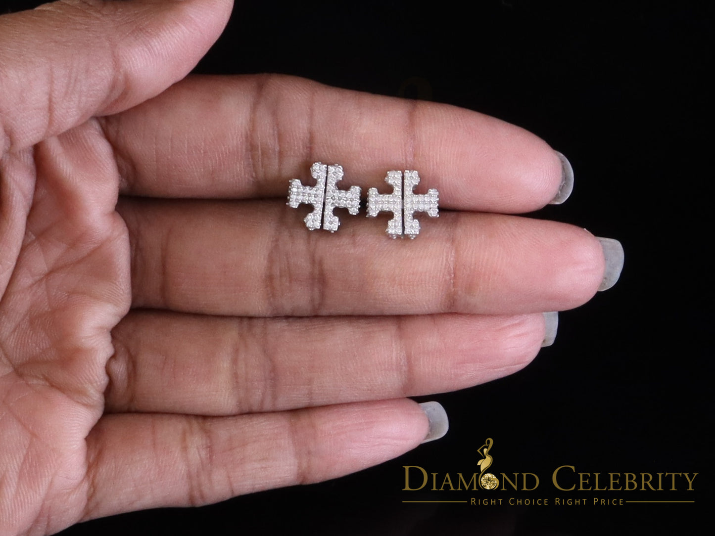 Diamondcelebritees White Designer cross 1CT VVS 'D' Moissanite Men's/Womens 925 Silver Earrings
