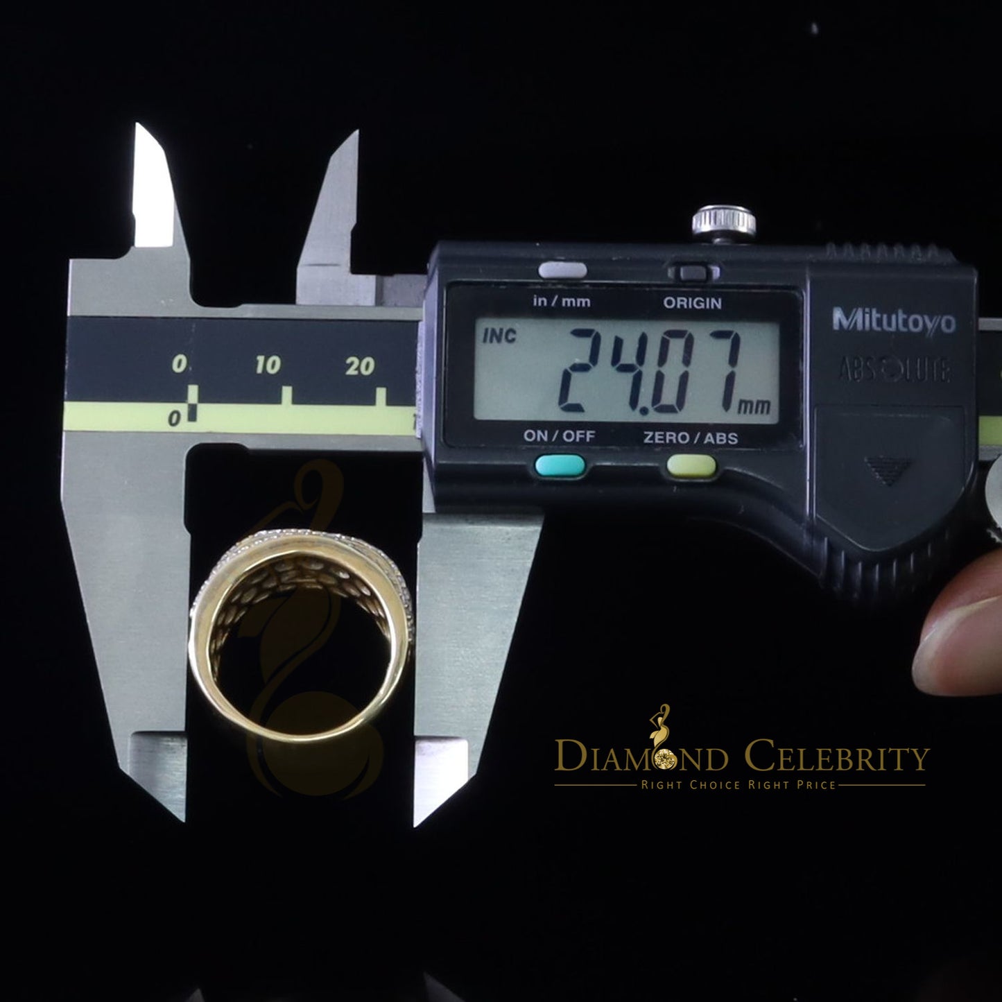 DiamondCelebritees Sterling Yellow Silver 4.50ct Cubic Zirconia ROUND Band Men's Ring Size 8.5