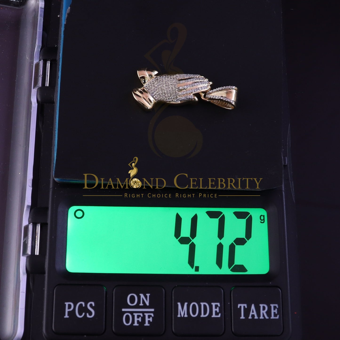 DiamondCelebritees 10k Real Gold Real Diamond 0.25ct 'PRAYING HAND' Charm Fashion Yellow Pendant