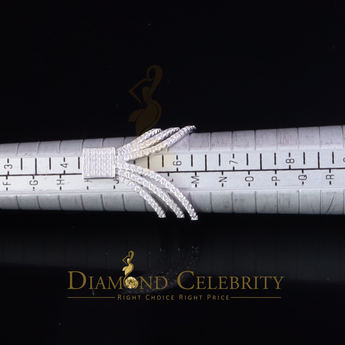 DiamondCelebritees 925 Sterling 1.50ct Cubic Zirconia White Silver Cocktail Womens Ring Size 6.