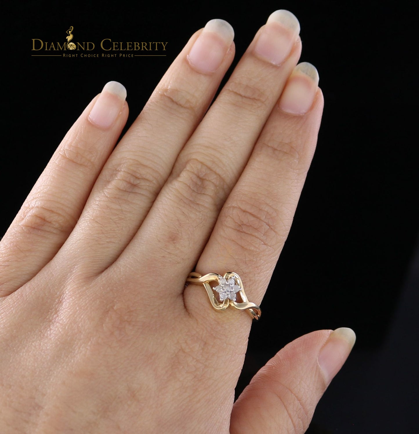 DiamondCelebritees 10 kt Real Yellow Gold with Real 0.15 CT Diamond FLOWER Womens Ring Size 7