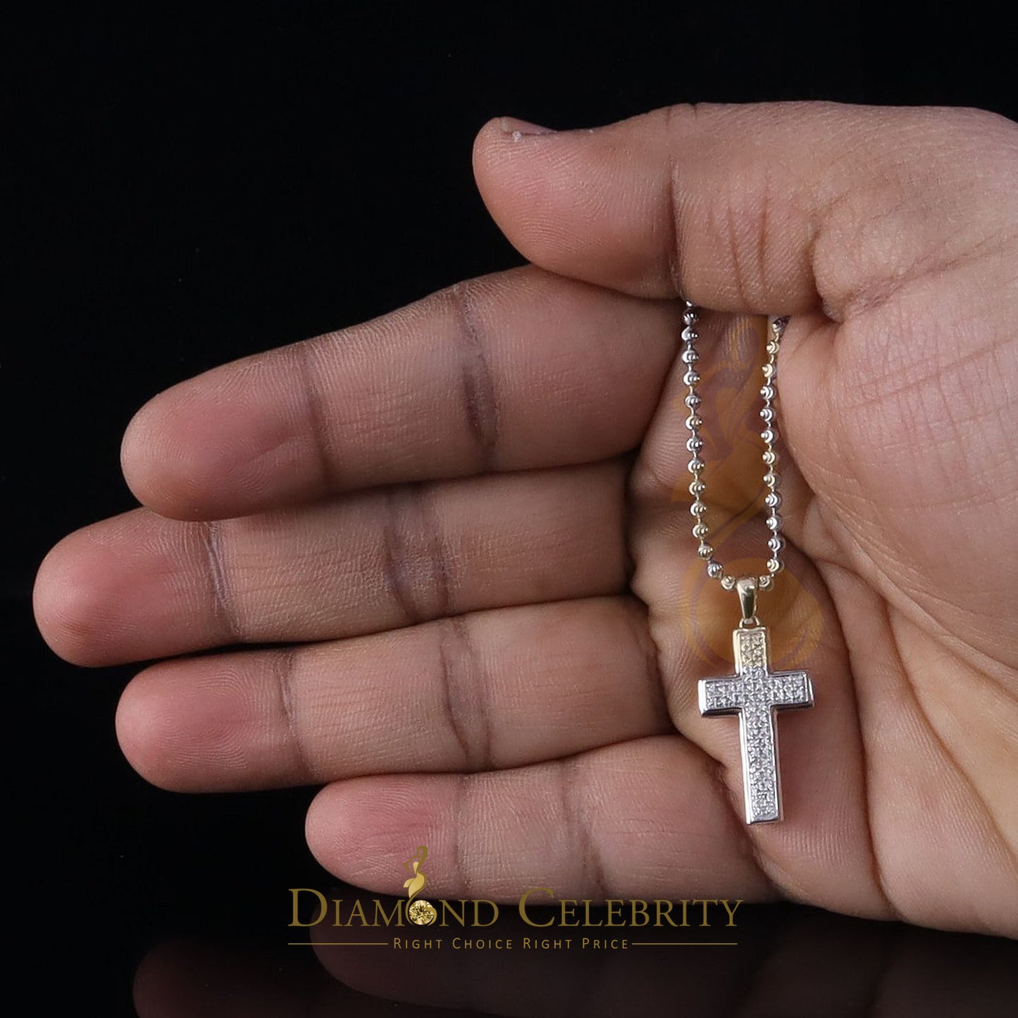DiamondCelebritees Special White 925 Sterling Silver CROSS Shape Pendant with 0.48ct Cubic Zirconia
