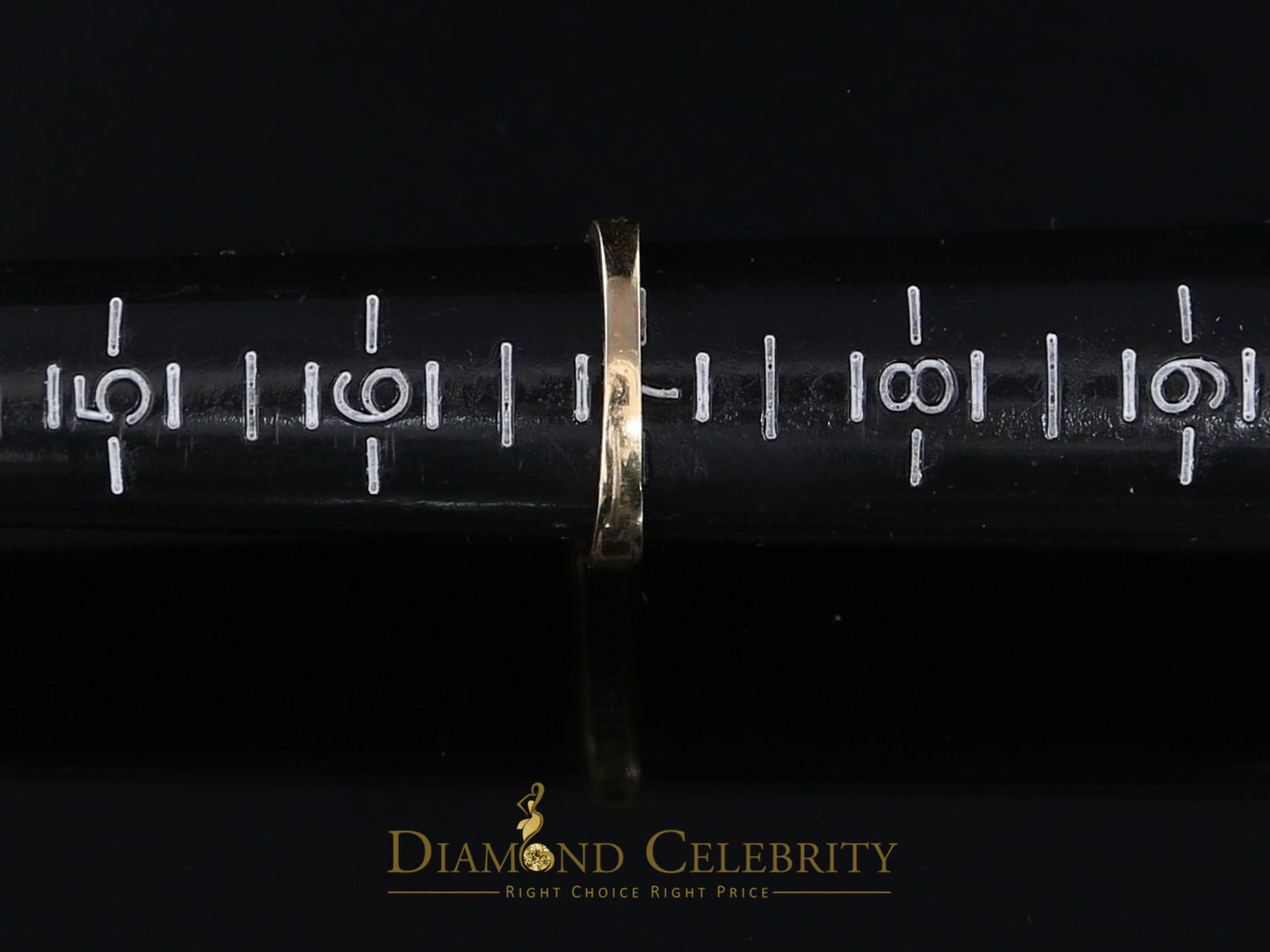 DiamondCelebritees Real 14 kt Yellow Gold and 0.10CT Real Diamond Ring Band Round Shape Ring Size 7