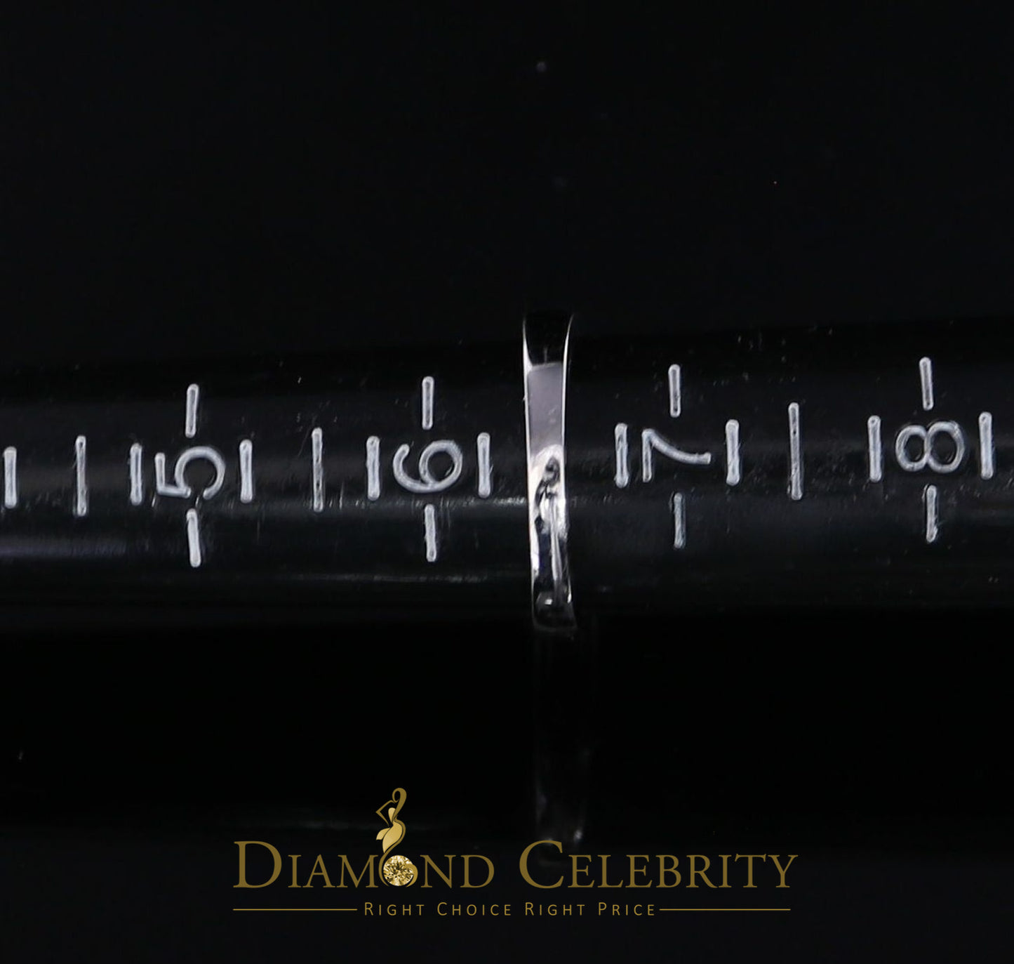 DiamondCelebritees 10K Real White Gold with 0.15CT Real Diamond Round-Shape Womens Ring Size 6.5