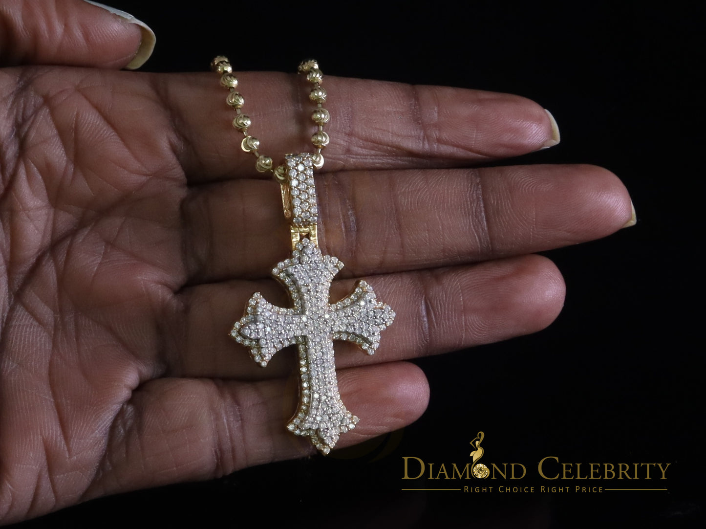Diamondcelebritees Cross Patonce Pendant for Mens/Womens 925 Yellow Silver 2.00ct VVS D Moissanite