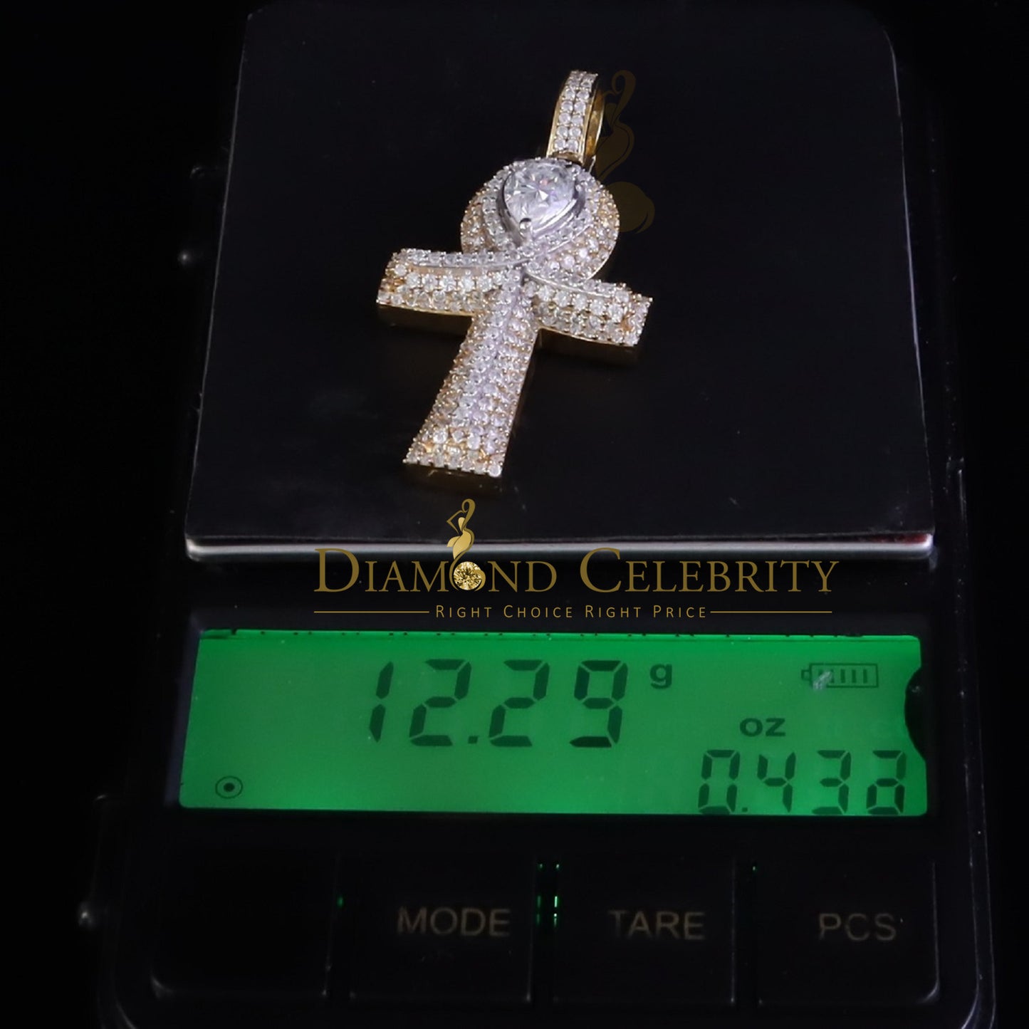 Diamondcelebritees 4.00ct VVS D Pear Shape Stone Yellow Charm Ankh Pendant Mens Silver Moissanite