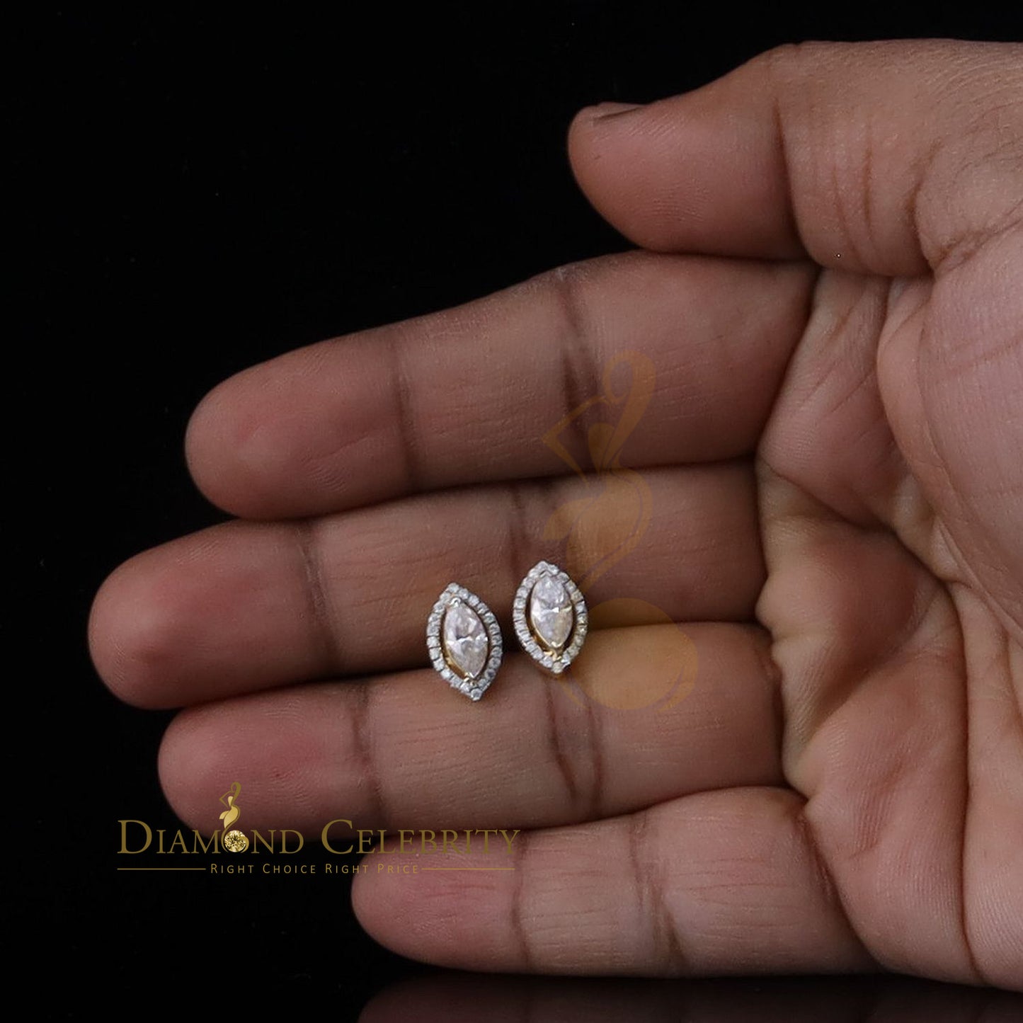 DiamondCelebritees Men's/Women's 925 Silver Yellow 2.50 ct VVS 'D' Moissanite Stud Earrings