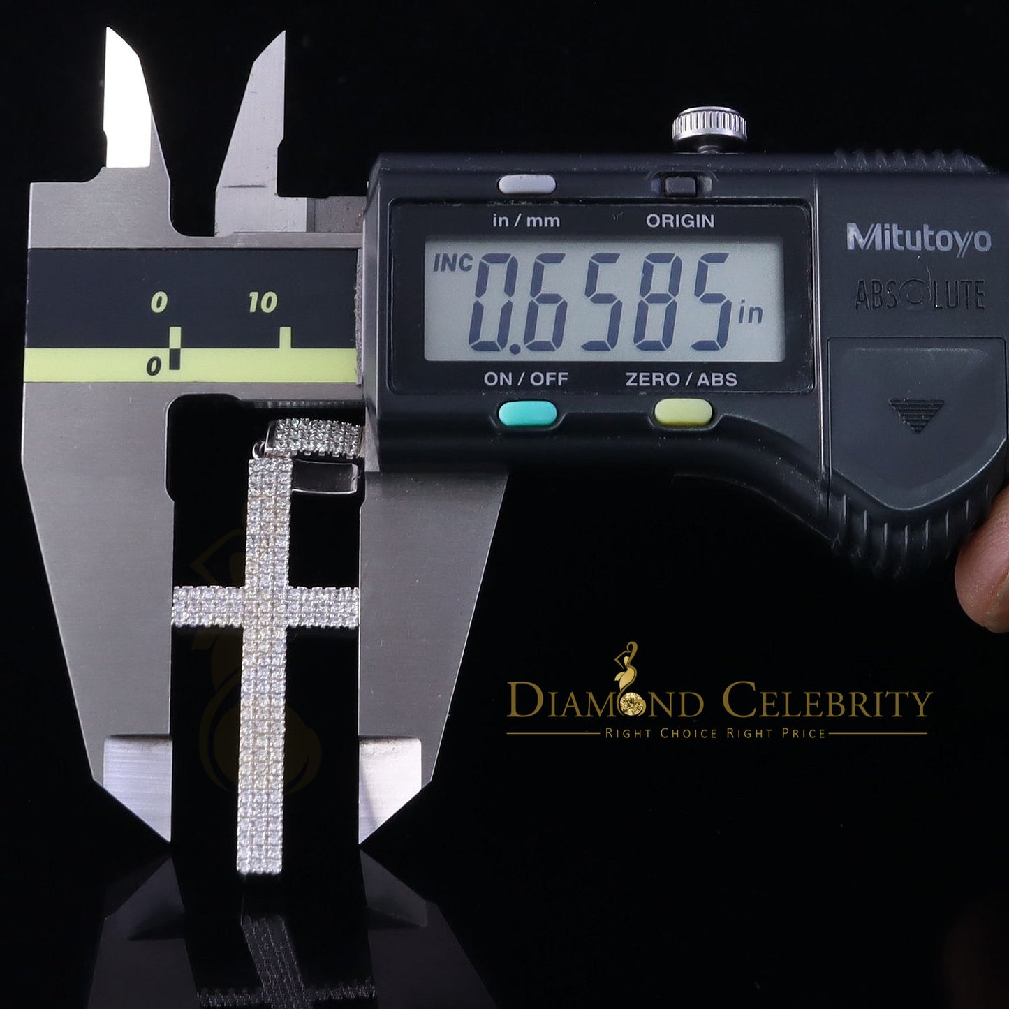 DiamondCelebritees Attractive Fancy 925 Sterling Silver CROSS Shape Pendant 1.41ct Cubic Zirconia