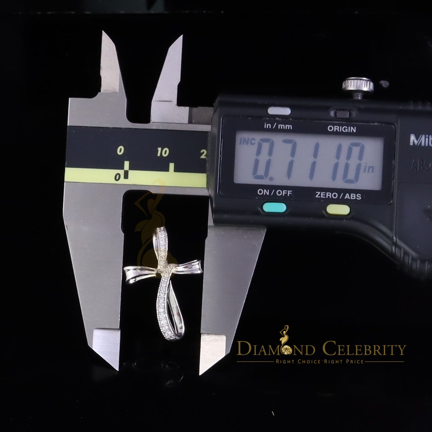 DiamondCelebritees Elegant White 925 Sterling Silver Twisted CROSS Pendant 0.31ct Cubic Zirconia