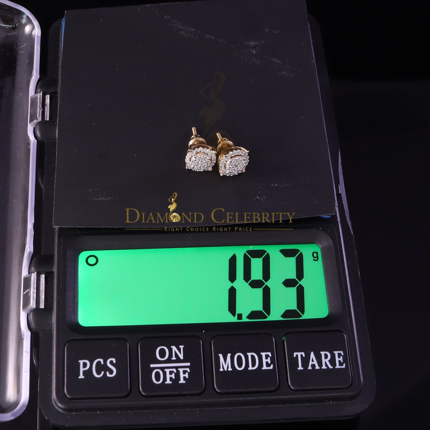 DiamondCelebritees 925 Silver Yellow 0.40ct VVS 'D' Moissanite Round Men's / Womens Stud Earrings