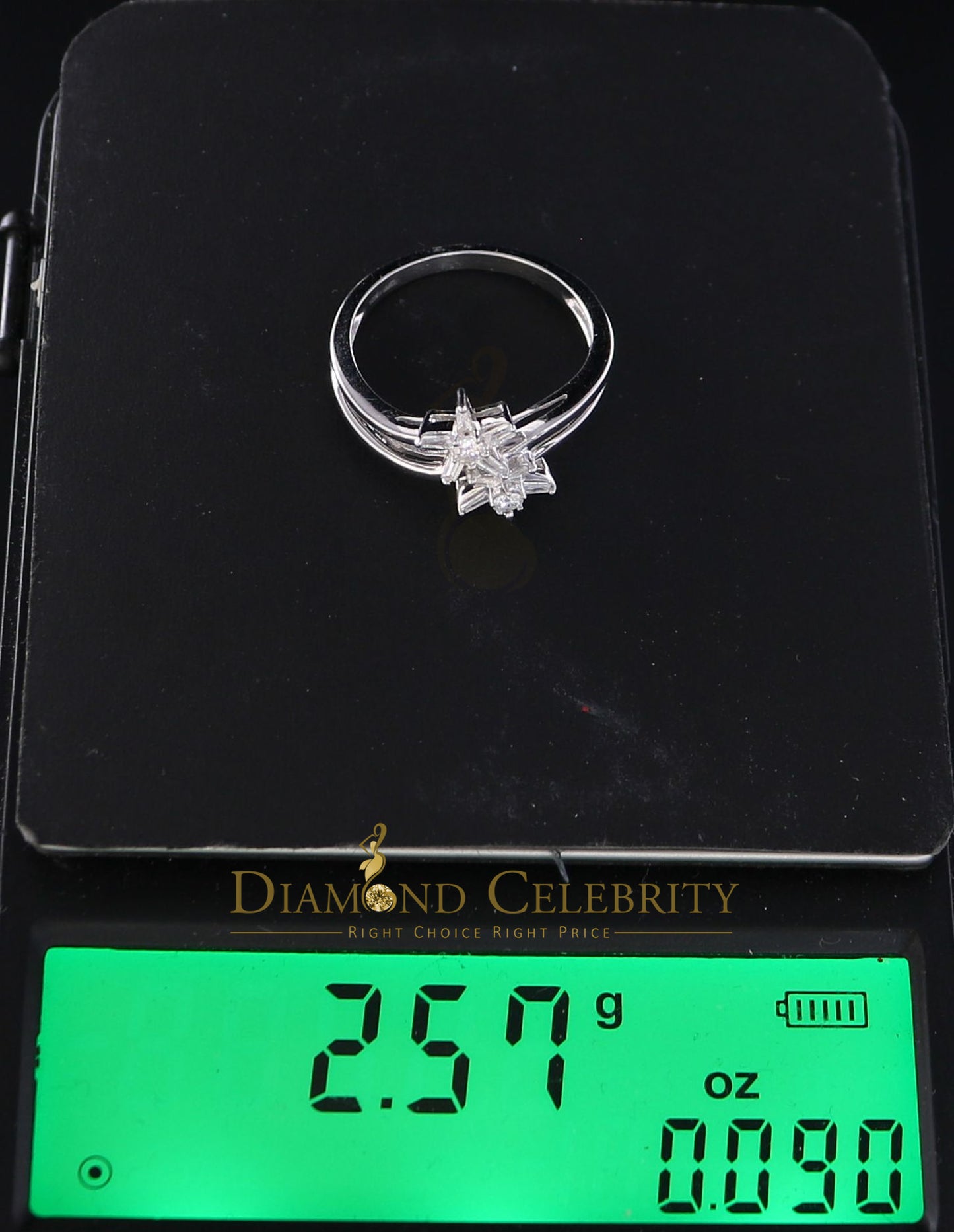 DiamondCelebritees Real 10kt White Gold with 0.25 CT Real Diamond Two Star shape Womens Ring Size 7