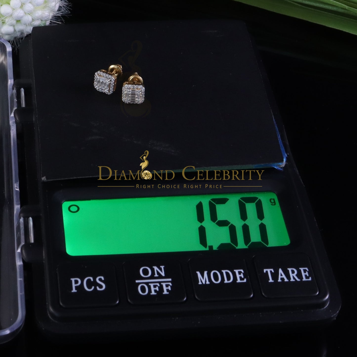 DiamondCelebritees Men's/Womens 925 Silver Yellow 0.25ct VVS 'D' Moissanite Square Stud Earrings