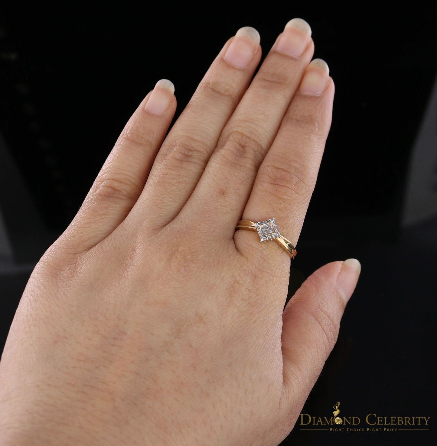 DiamondCelebritees Real 14kt Yellow Gold with 0.12CT Real Diamond Ring Square Shape Womens Size 7