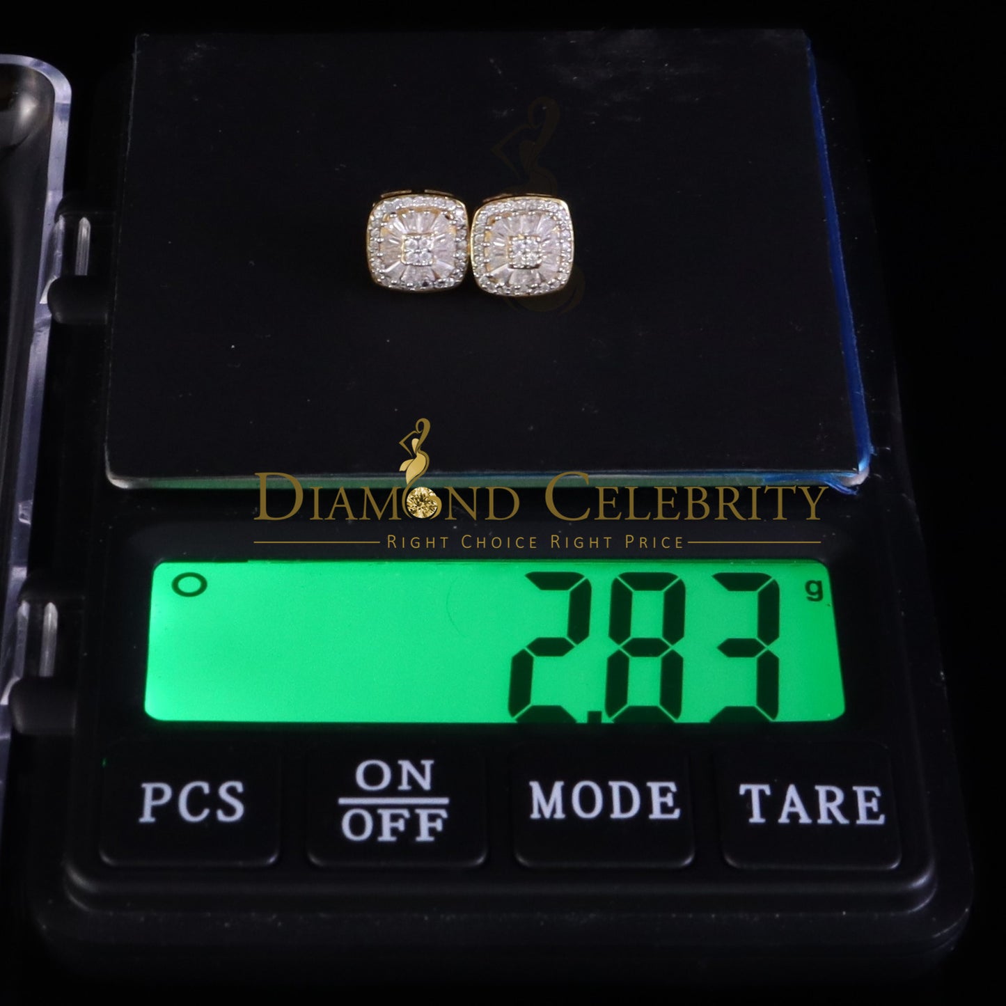 DiamondCelebritees Yellow 925 Silver 1.00ct VVS 'D' Moissanite Square Stud Earring Men's/Womens