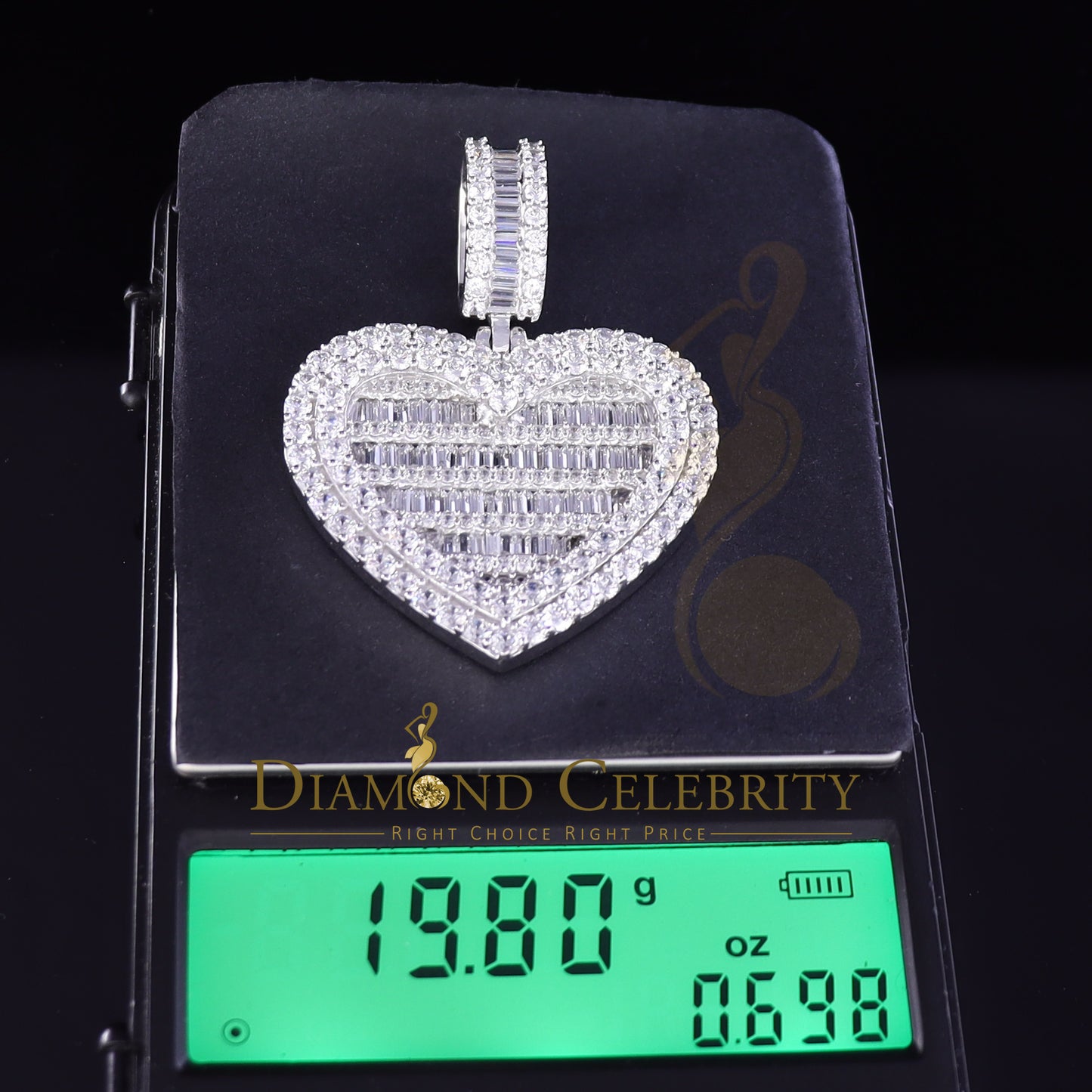 DiamondCelebritees Sterling Silver Beautiful 15.74ct Cubic Zirconia Pendant White Heart Shape