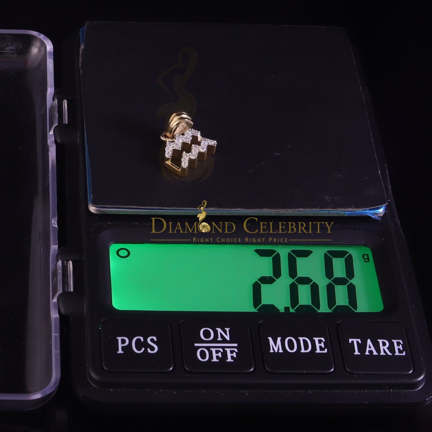 DiamondCelebritees 0.50ct Cubic ZirconiaYellow Silver AQUARIUS FEBRUARY Month Pendant Men & Women