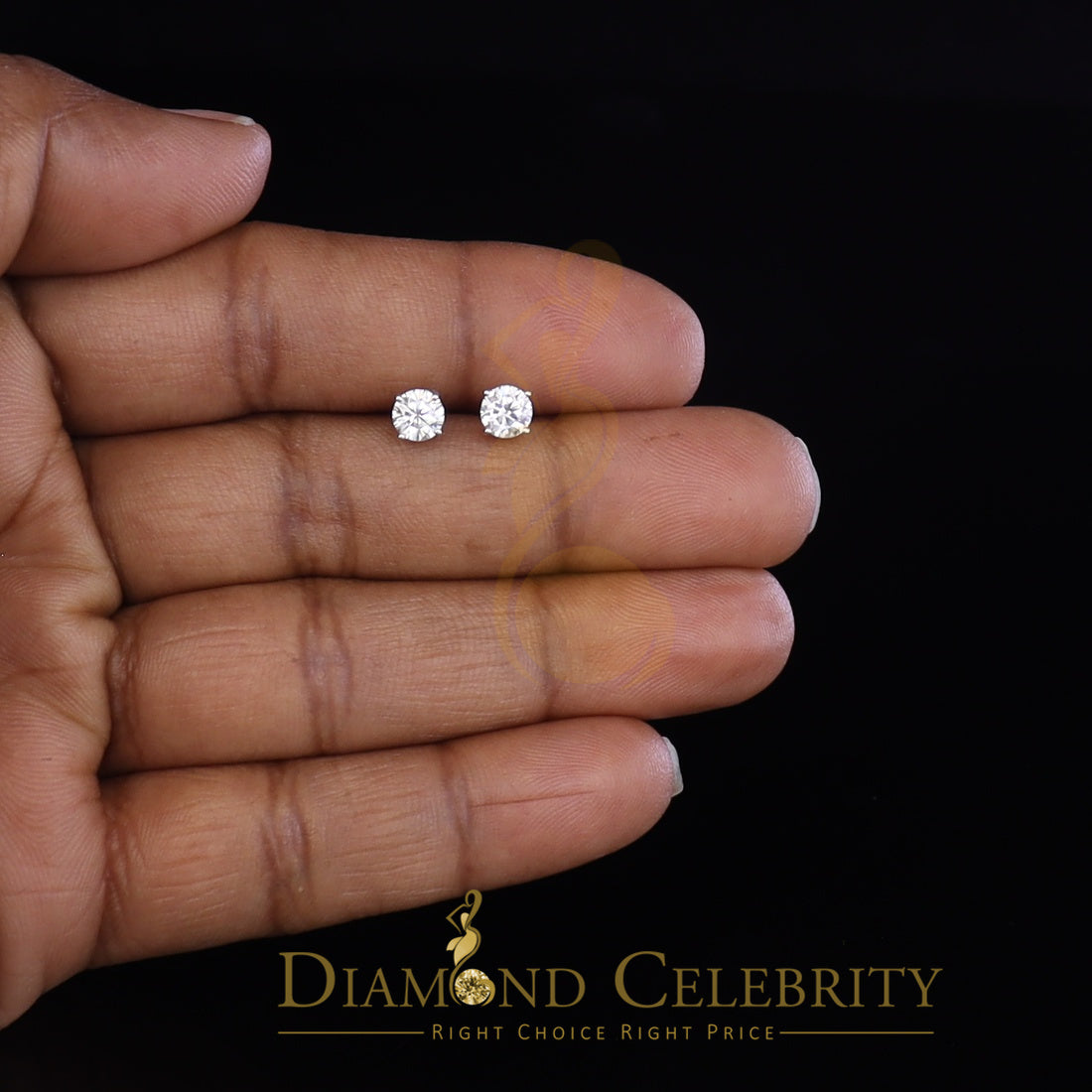 Diamondcelebritees Men's & Women's 925 Silver White 0.66ct VVS 'D' Color Moissanite Stud Earrings