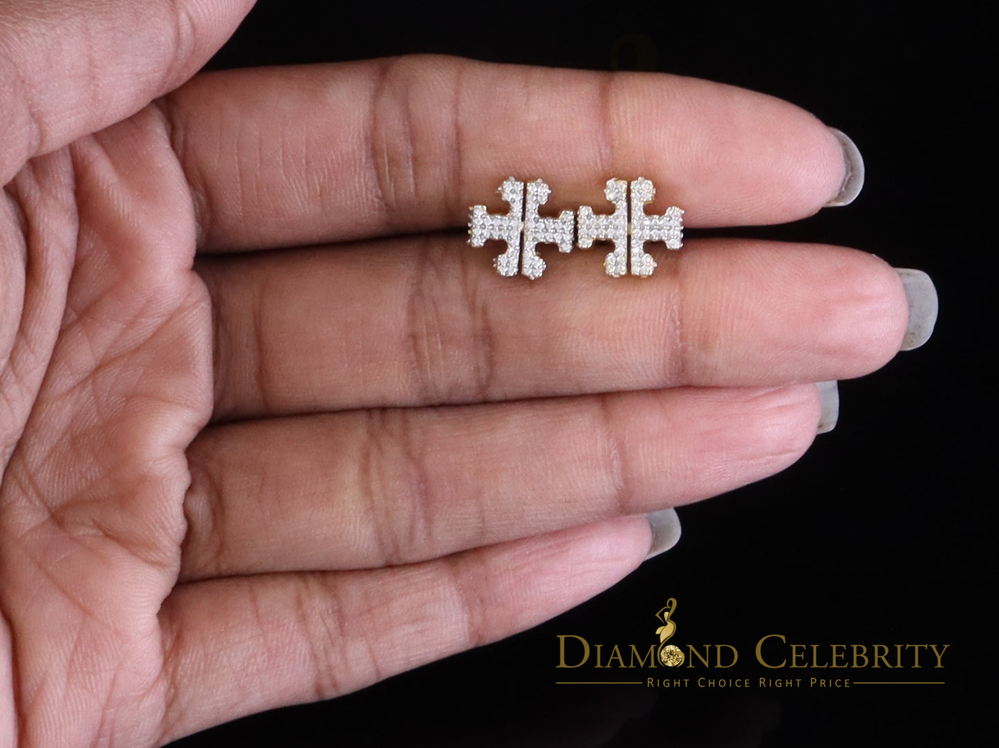 DiamondCelebritees Yellow 925 Silver Moissanite 1.0ct VVS 'D' Men's/Womens Designer Stud Earrings