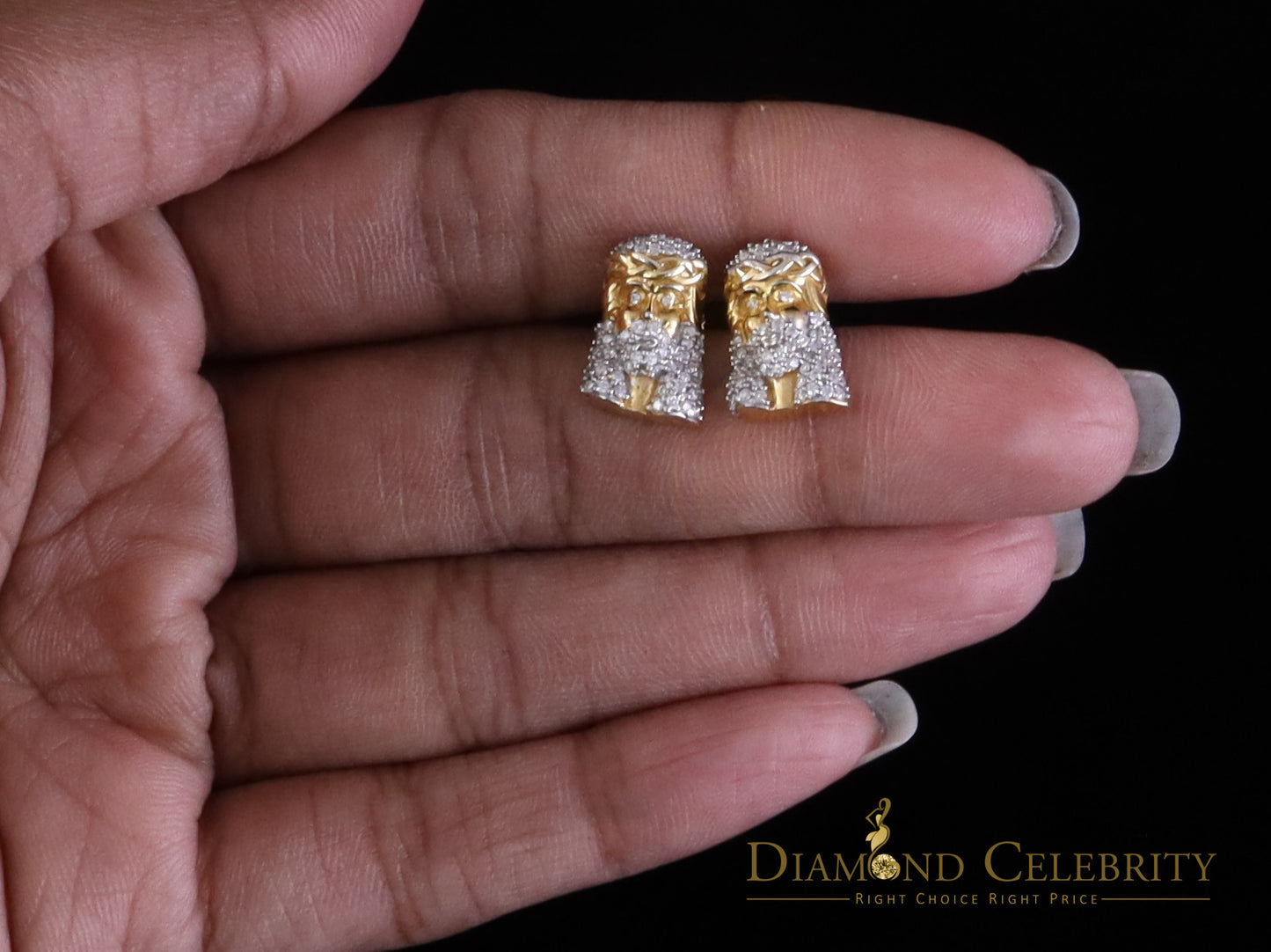 DiamondCelebritees Jesus Face 0.33ct VVS 'D' Moissanite Men's/Womens 925 Yellow Silver StudEarrings