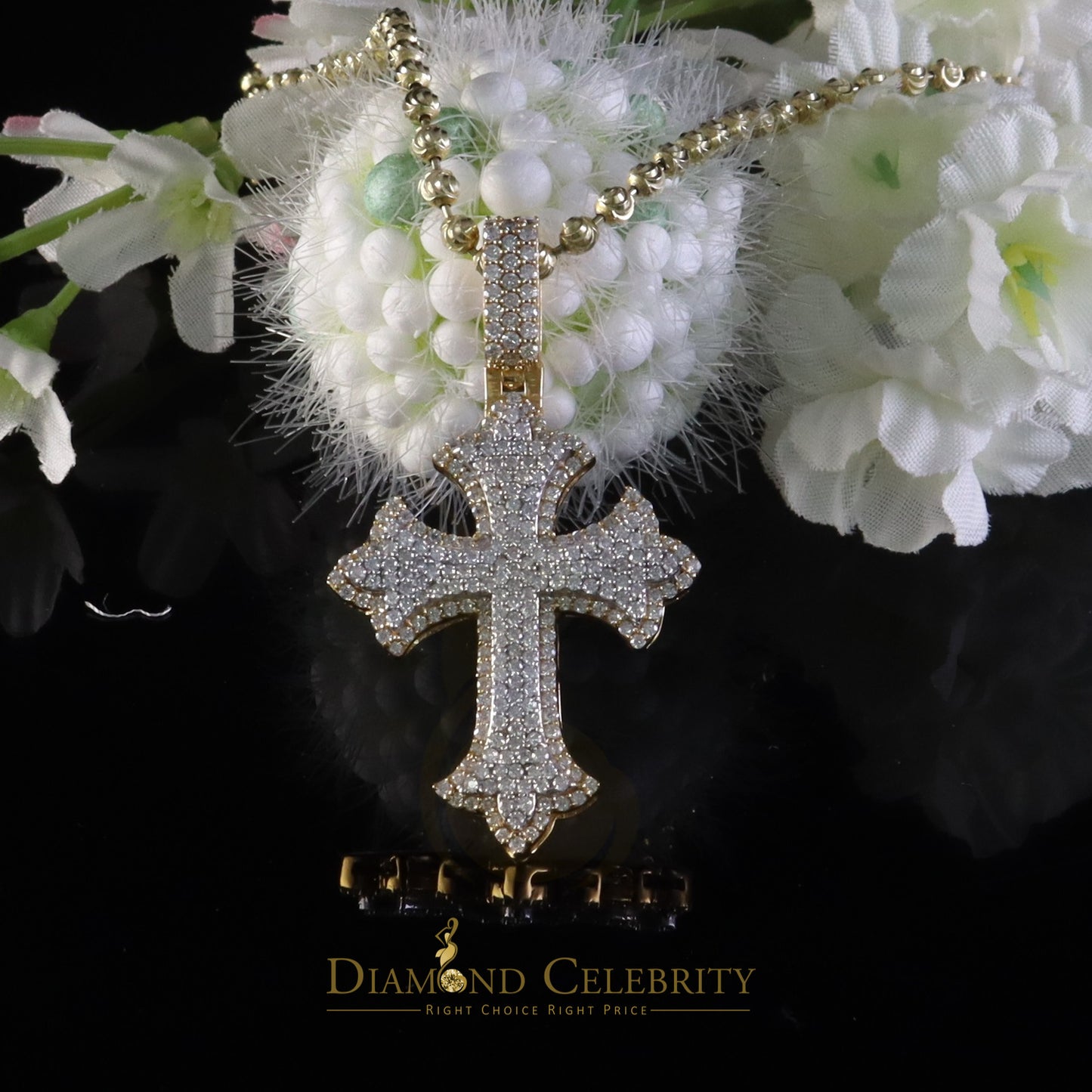 Diamondcelebritees Cross Patonce Pendant for Mens/Womens 925 Yellow Silver 2.00ct VVS D Moissanite
