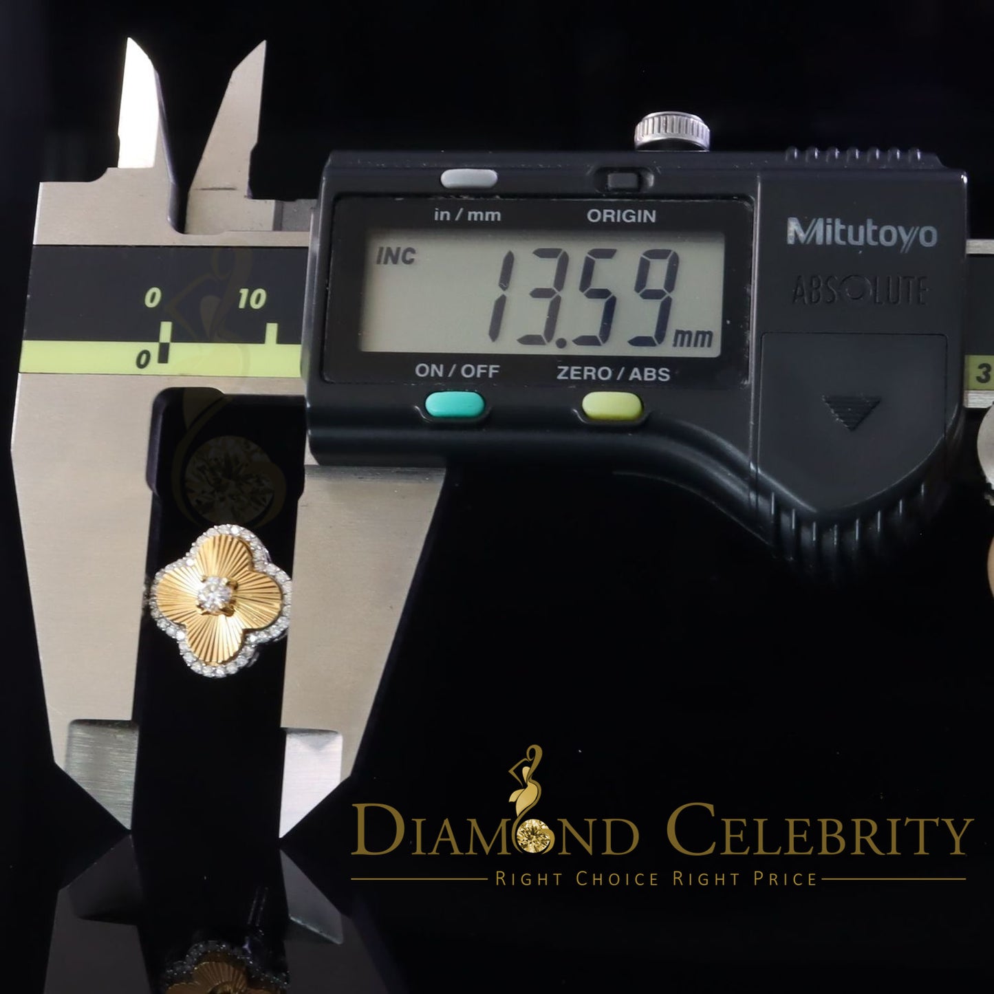 DiamondCelebritees 925 Yellow Silver 0.80ct VVS 'D' Moissanite Square Stud Earring Men's/Womens