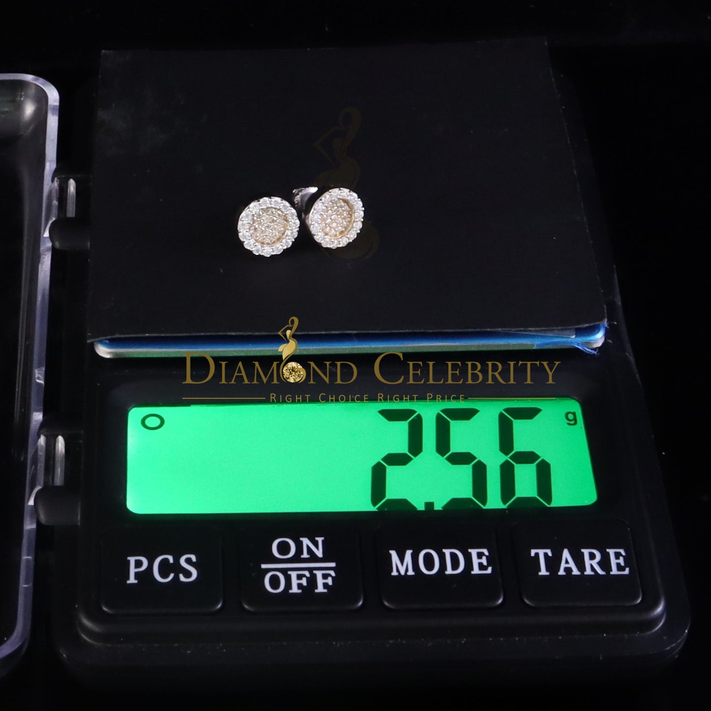 DiamondCelebritees 925 Yellow Silver 0.66ct VVS 'D' Moissanite Round Stud Earring Men's/Womens