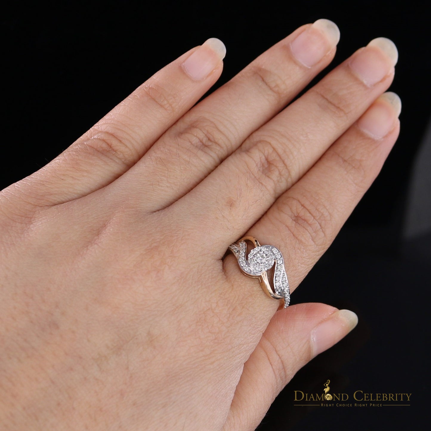 DiamondCelebritees Real 10kt Yellow Gold with 0.40 CT Real Diamond CLUSTER Womens Ring size 6.5