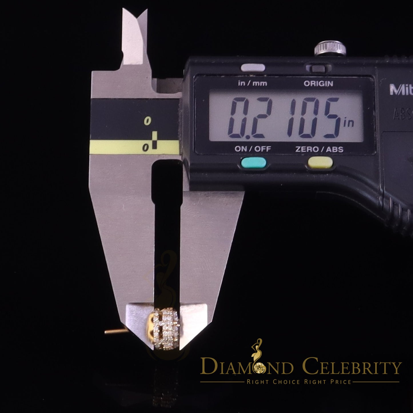 DiamondCelebritees 925 Silver Yellow 1.50ct VVS 'D' Men's & Womens Moissanite Floral Stud Earrings