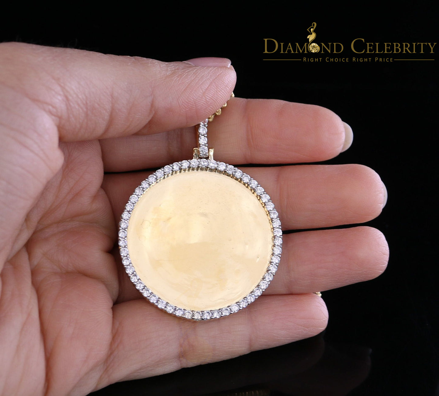 DiamondCelebritees 1.50" Picture Round Yellow Pendant Round Sterling Silver 3.42ct Cubic Zirconia