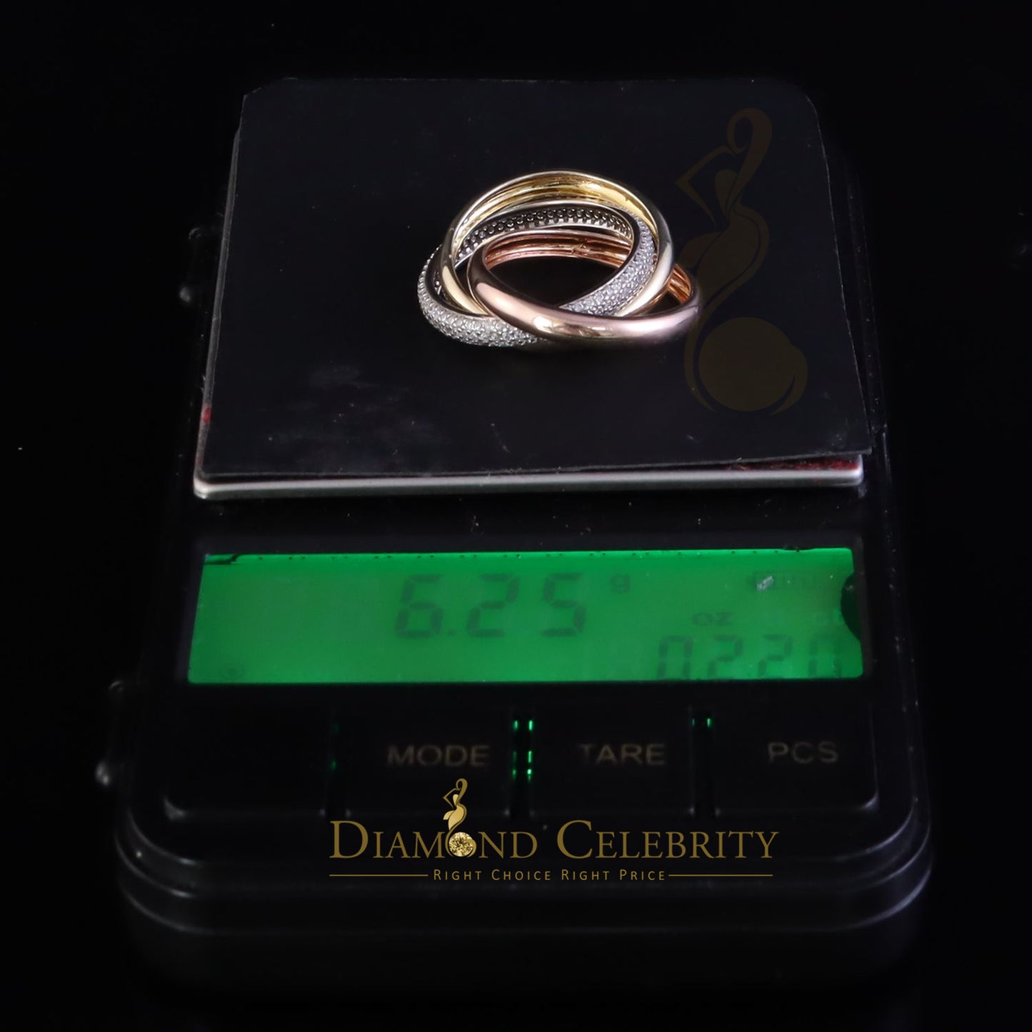 DiamondCelebritees 925 Silver And Cubic Zirconia White Round Shape With Women'sTrinity Ring Size 8