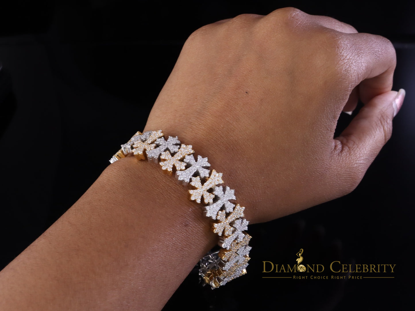 Diamondcelebritees 9.00ct Silver White Cross 925 Moissanite Coptic Cross Bracelet 8 Inch Mens/Women