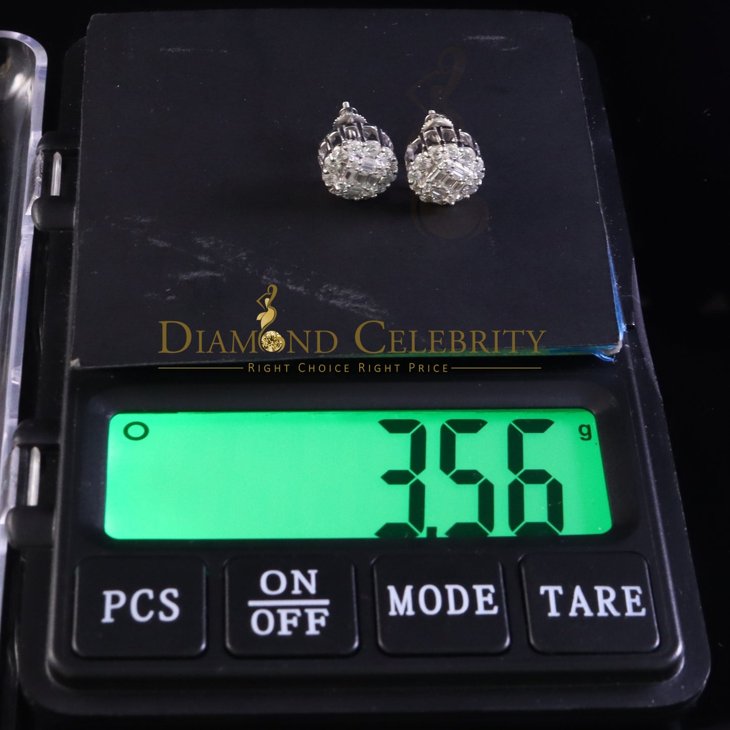 Diamondcelebritees White Men's/Womens 925 Silver 1.50ct VVS 'D' Moissanite Round Stud Earrings