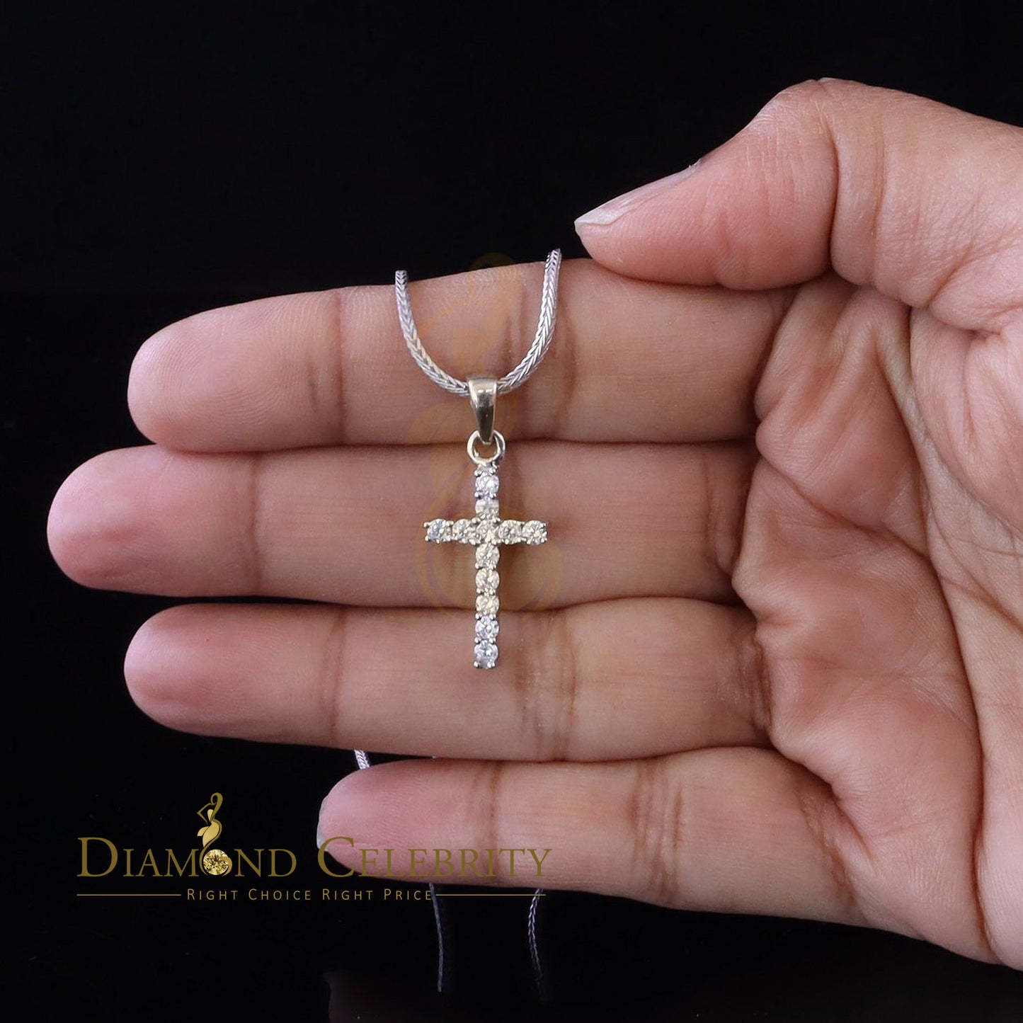 DiamondCelebritees White Beautiful CROSS Shape Sterling Silver Pendant 1.32ct Cubic Zirconia stone