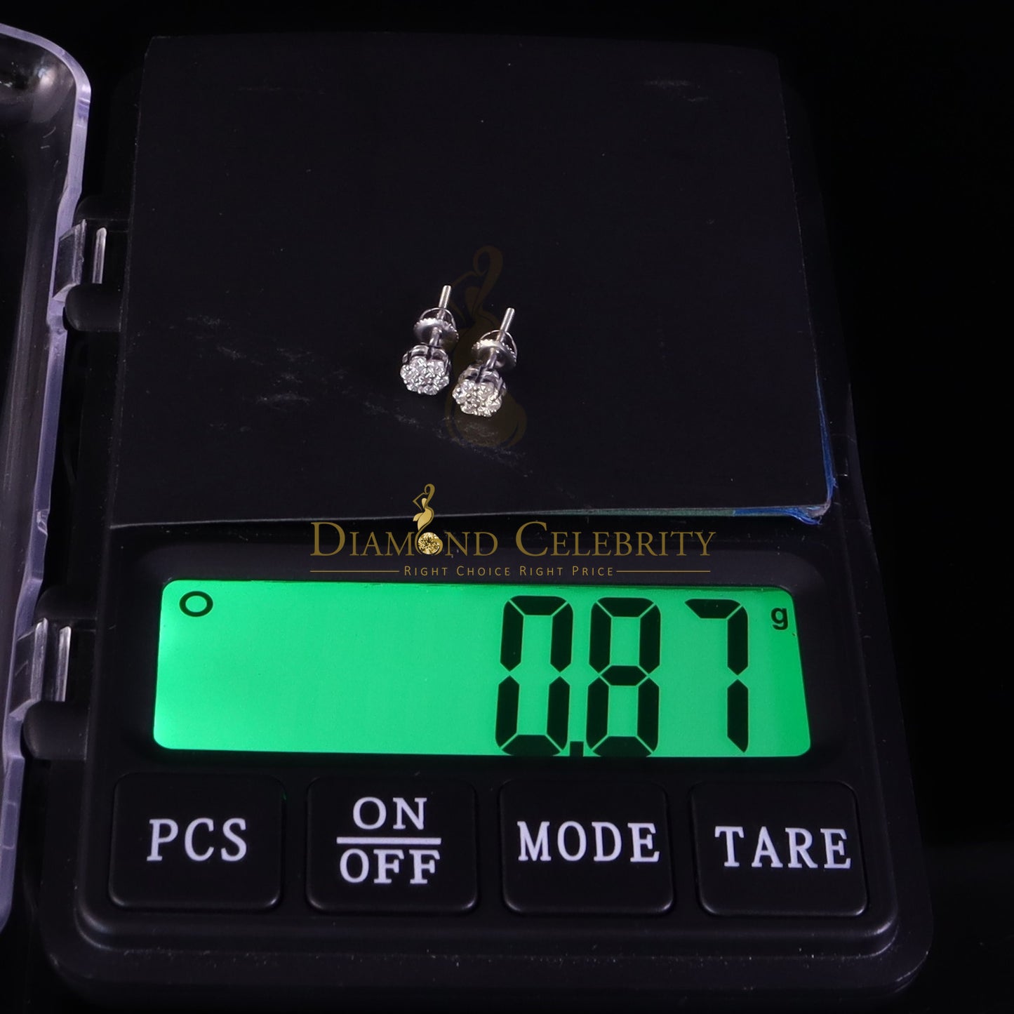 Diamondcelebritees Men's/Womens 925 Silver White 0.25ct VVS 'D' Moissanite Floral Stud Earrings