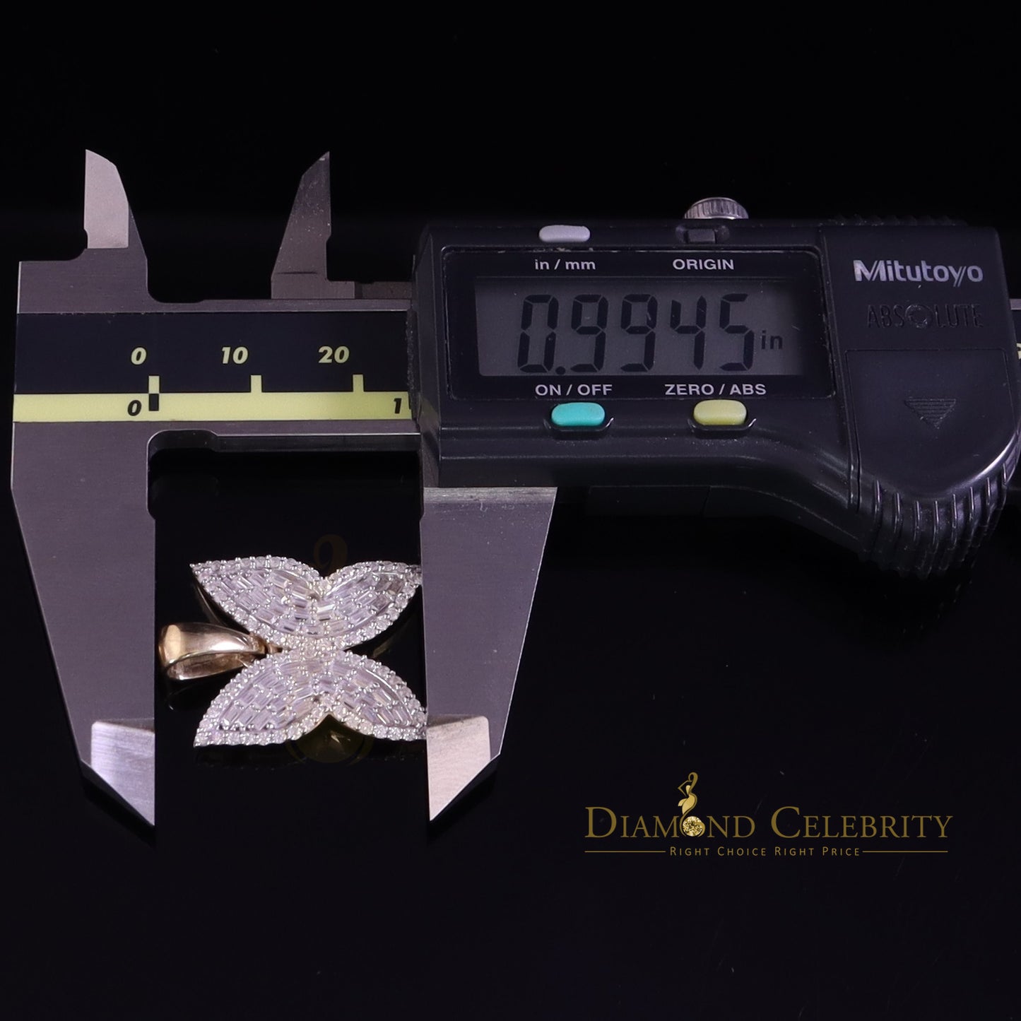 Diamondcelebritees Men's/Womens 925 Silver Yellow 1.50ct VVS 'D' Moissanite Butterfly Pendant