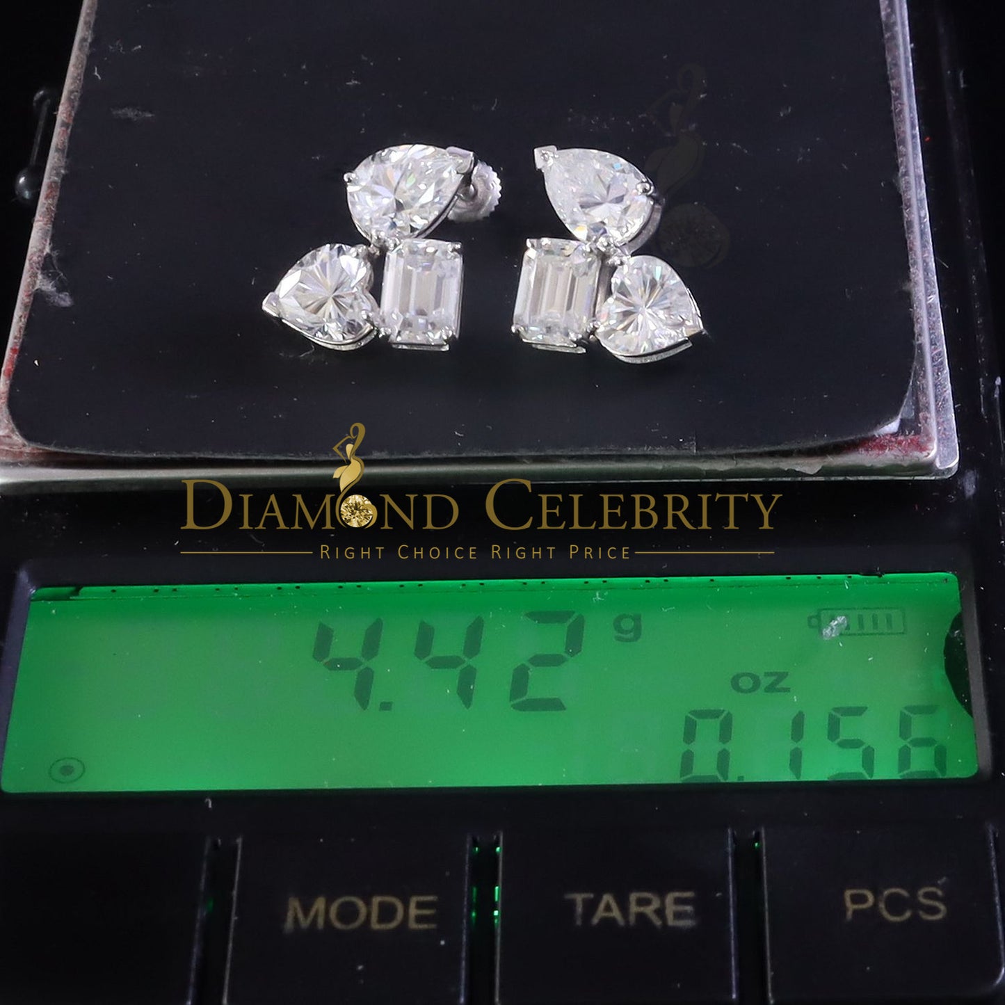 Diamondcelebritees 7.00 CT VVS 'D' Moissanite Women's Tri 925 Silver White Toi et Moi Stud Earrings
