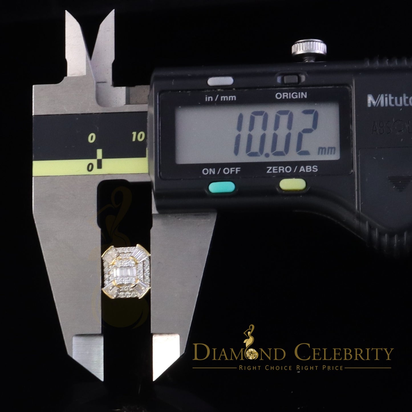 DiamondCelebritees 925 Yellow Silver 1.25ct VVS 'D' Moissanite Rectangle Stud Earring Men's/Womens