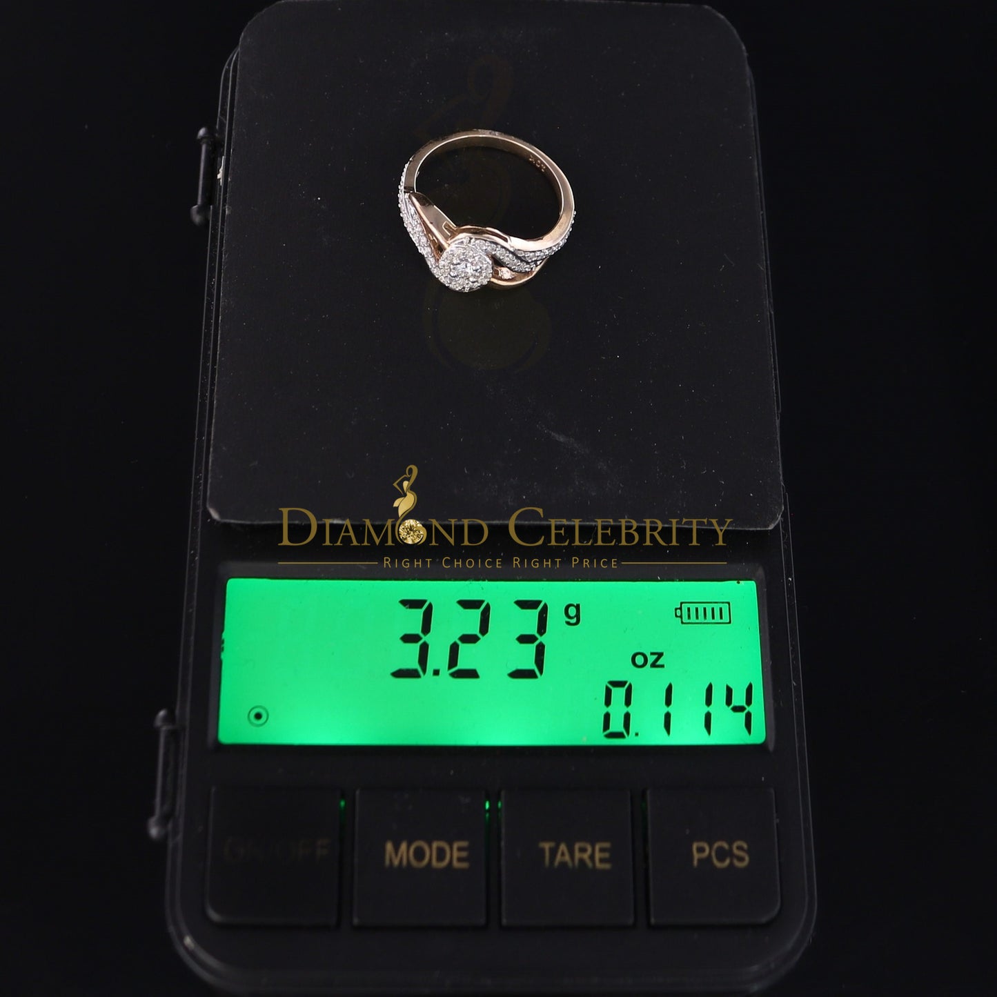 DiamondCelebritees Real 10kt Yellow Gold with 0.40 CT Real Diamond CLUSTER Womens Ring size 6.5